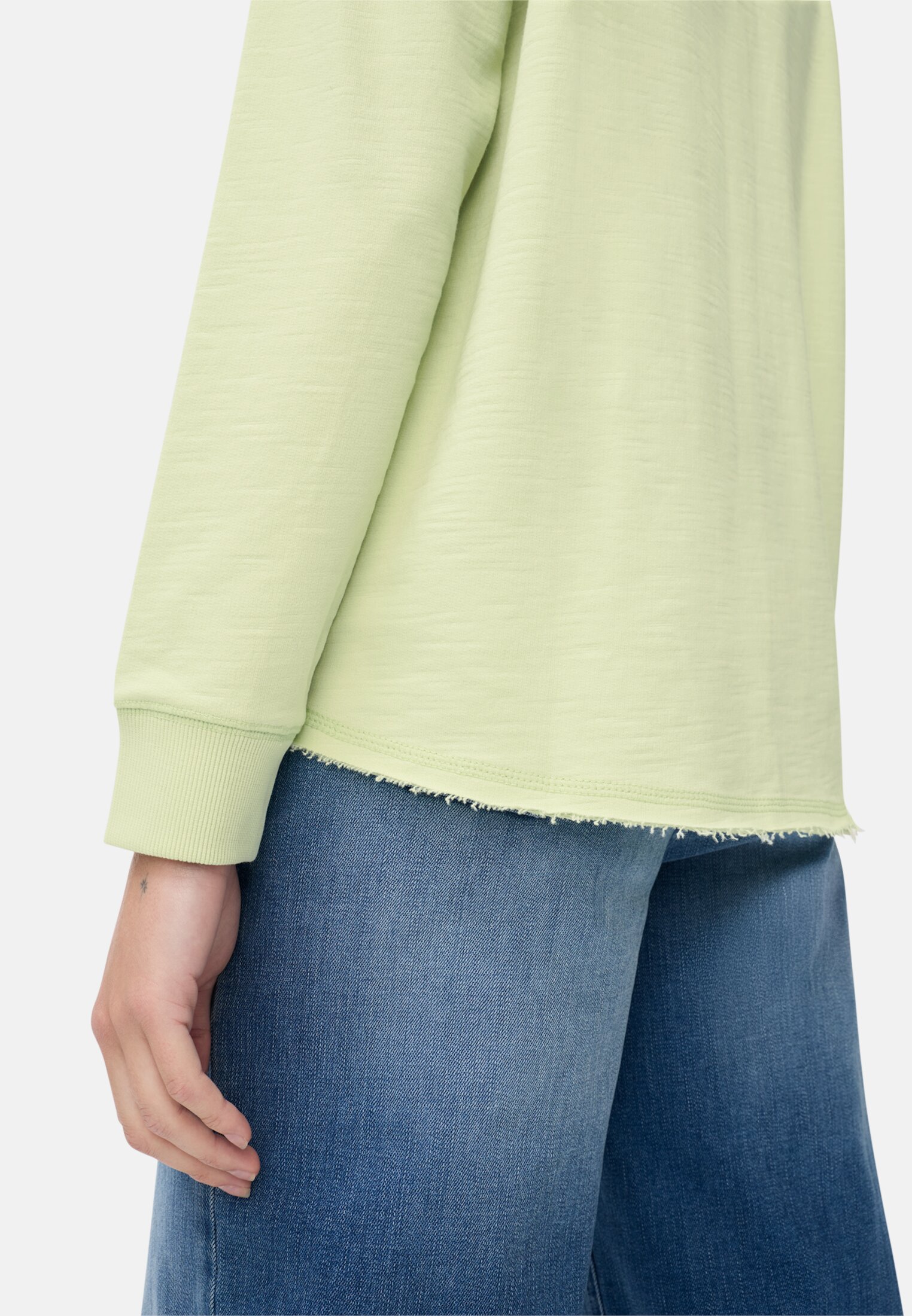 Women Sweatshirt with raglan sleeves Lime green worn detail close