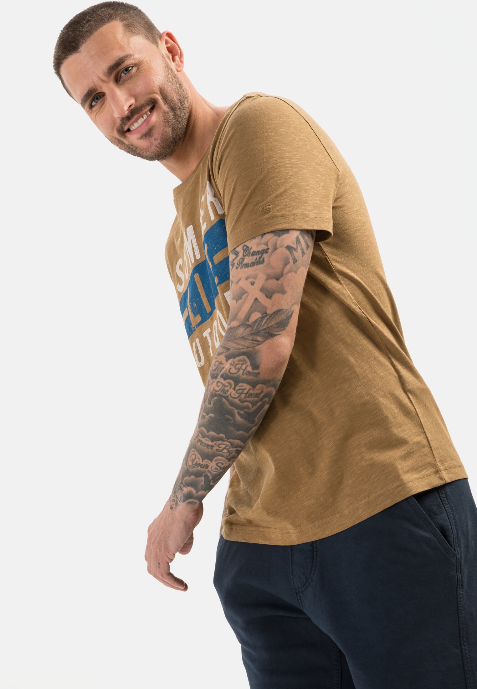409745-7T59-36_M4-00.jpg