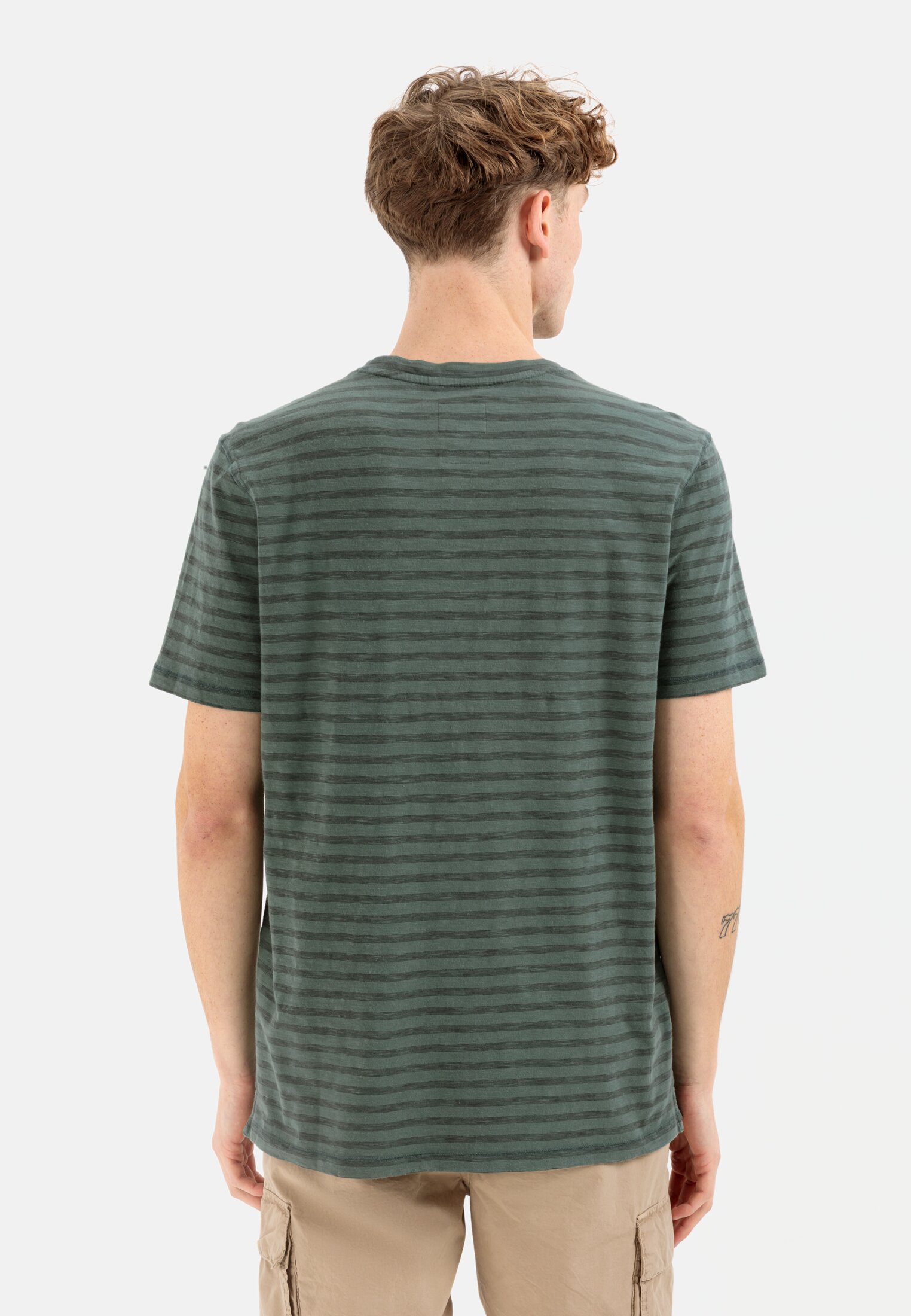 Men Henley shirt with striped pattern Green worn back