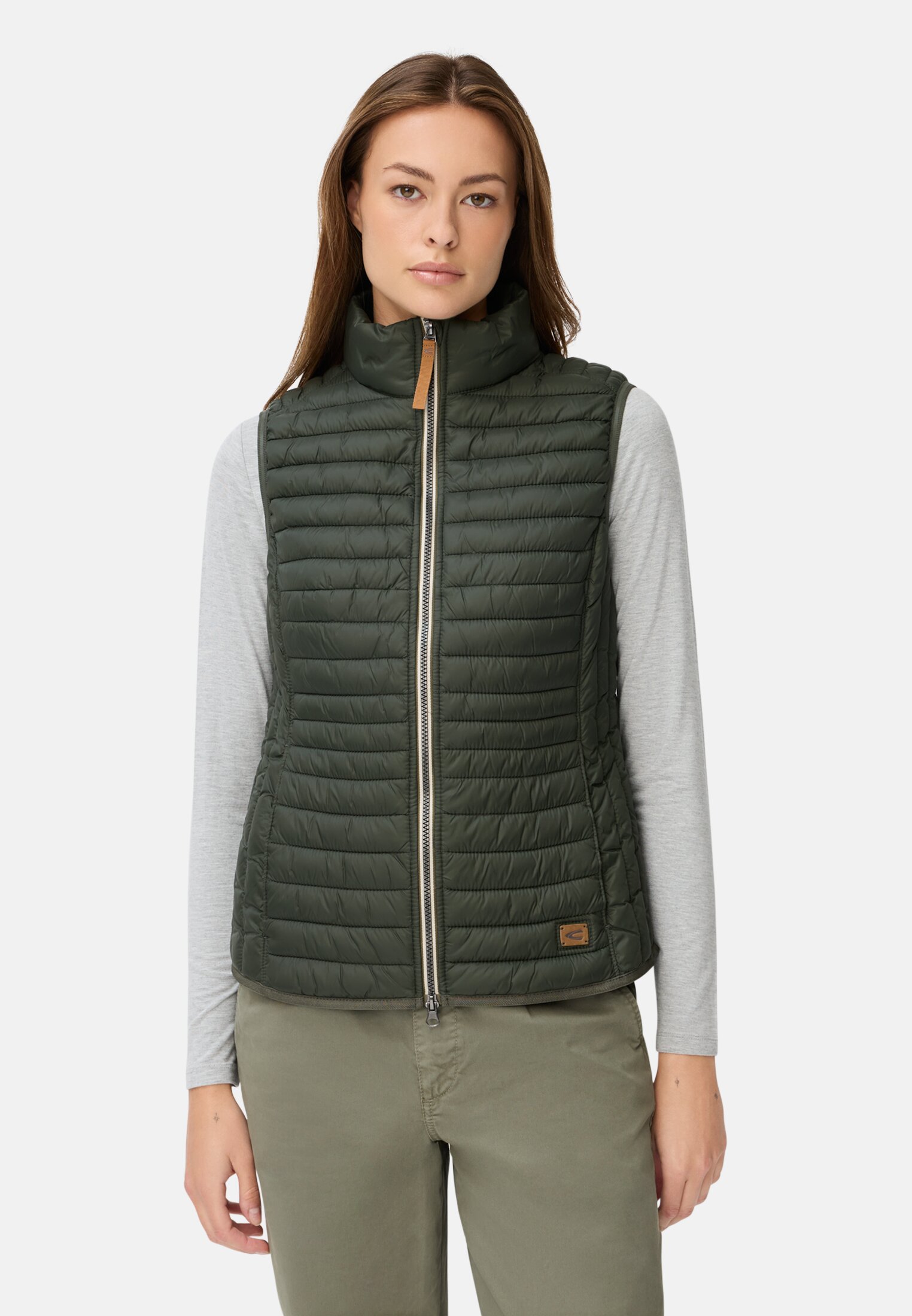 Women Quilted vest made from recycled polyamide Dark Green worn front