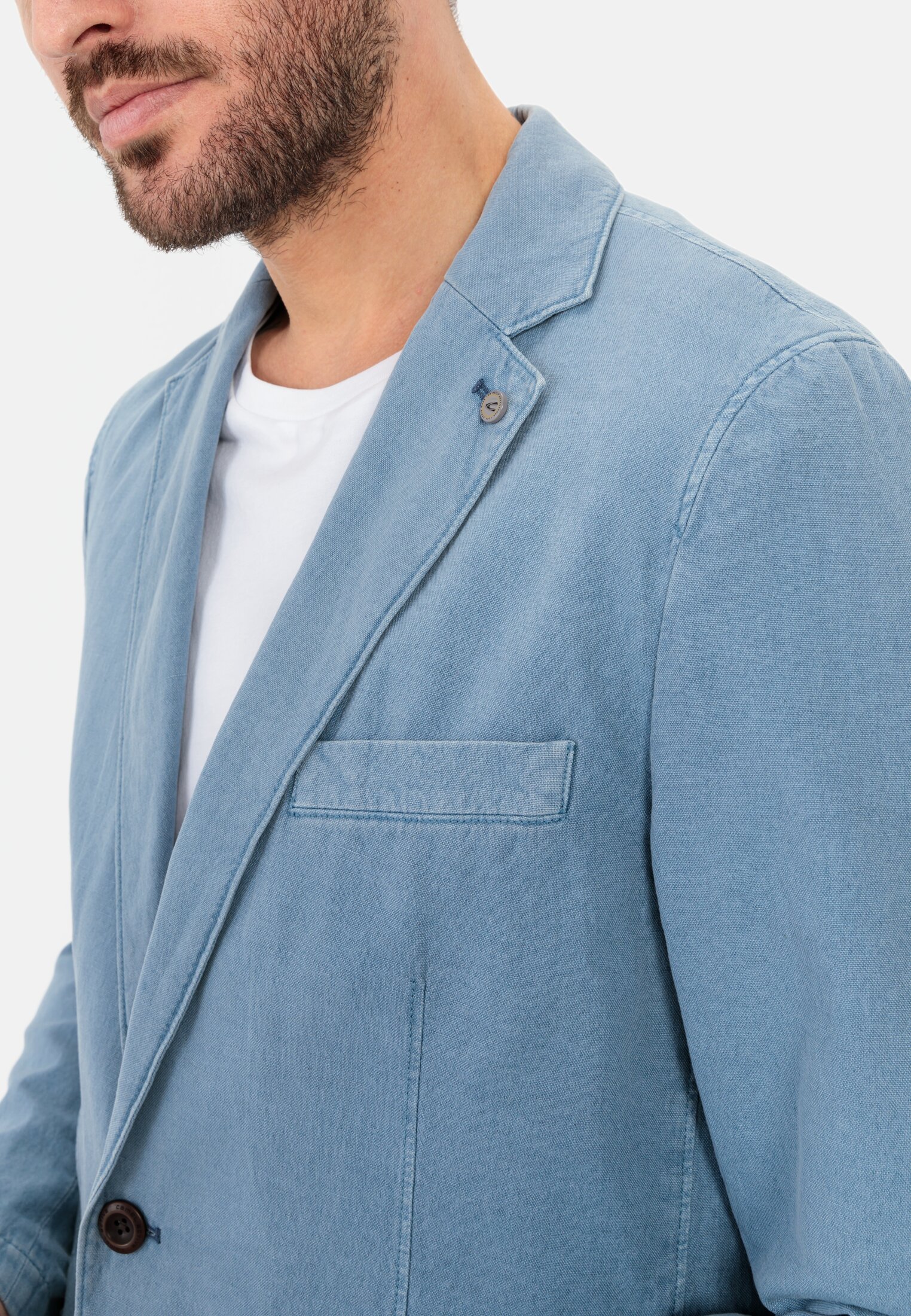 Men Casual jacket made from a cotton-linenmix Light Blue worn detail close
