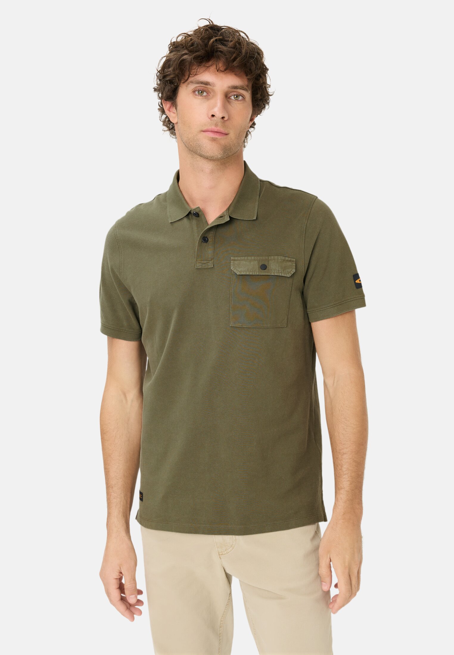 Men Polo shirt made of pure cotton Olive Green worn front