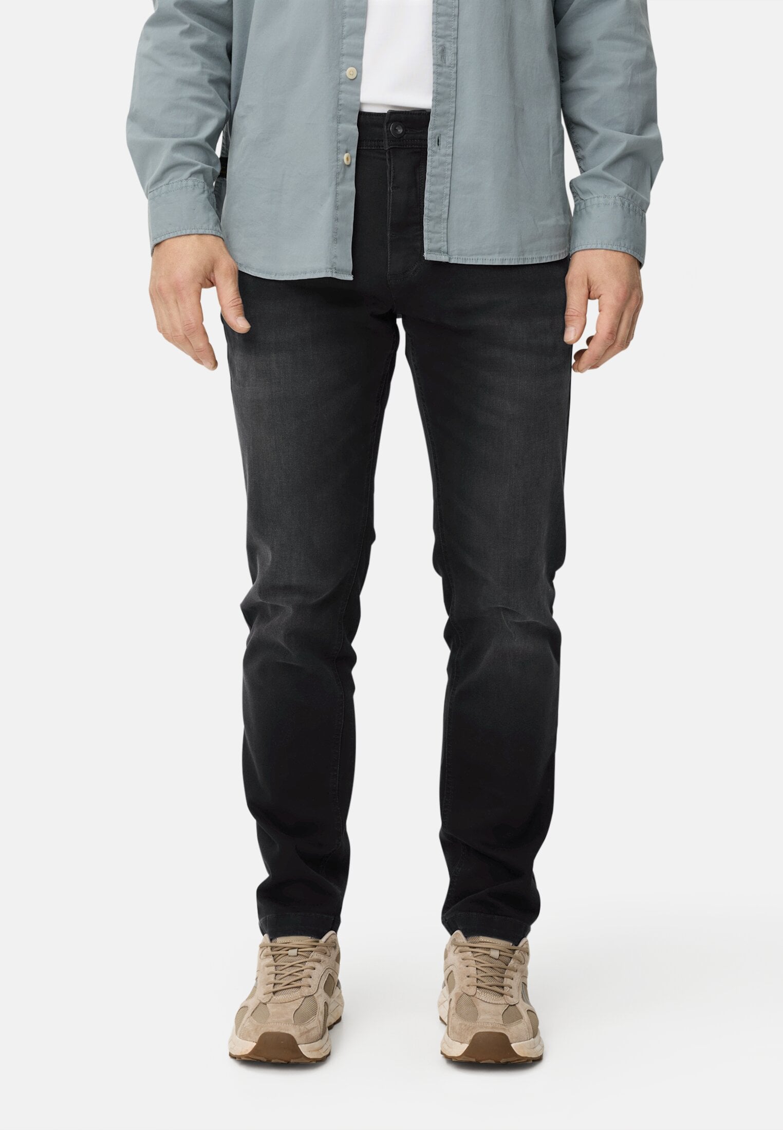 Heren fleXXXactive® Jeans Relaxed Fit Grafiet grijs gedragen voor