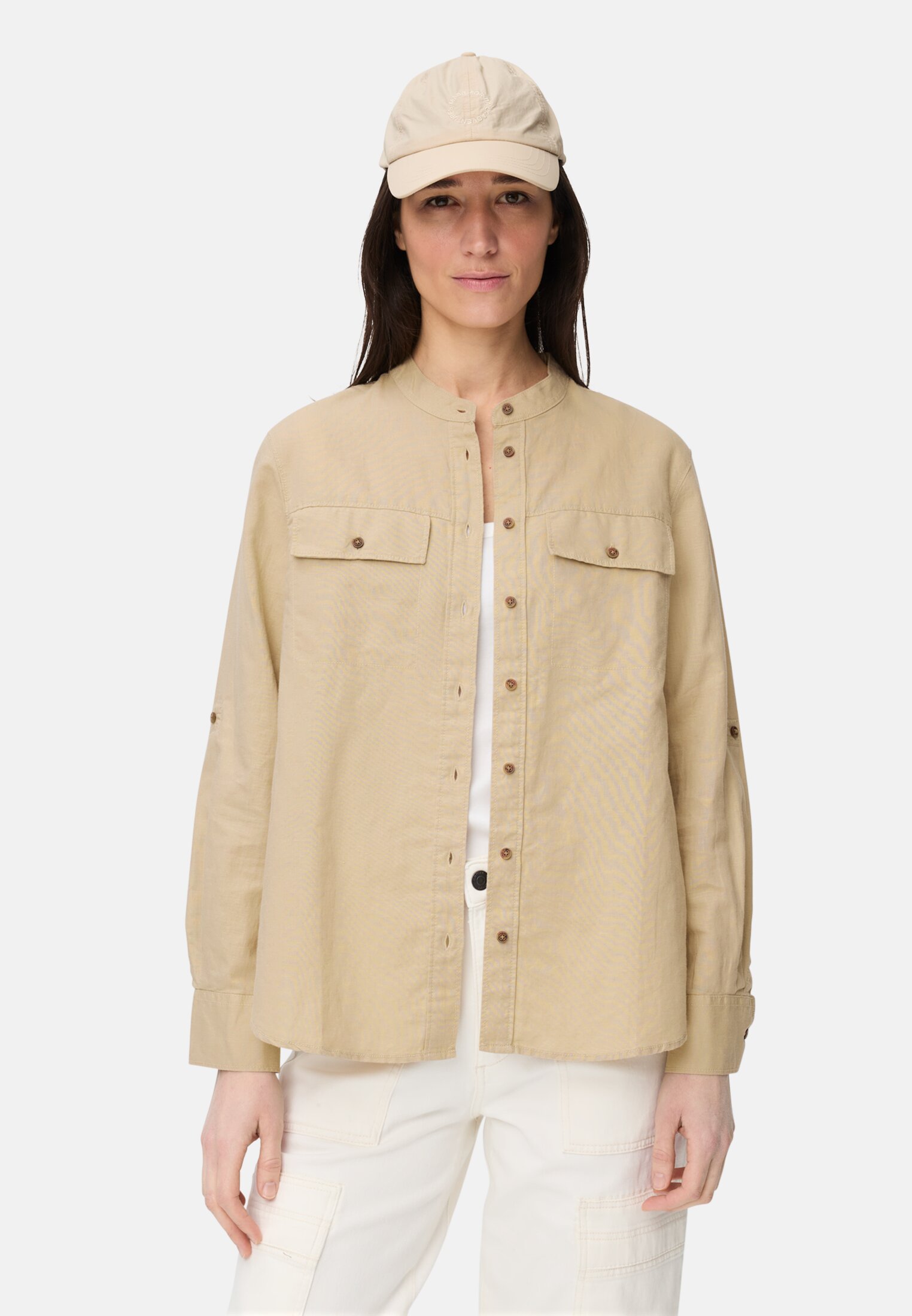 Women Blouse with stand-up collar and button placket Sand worn front