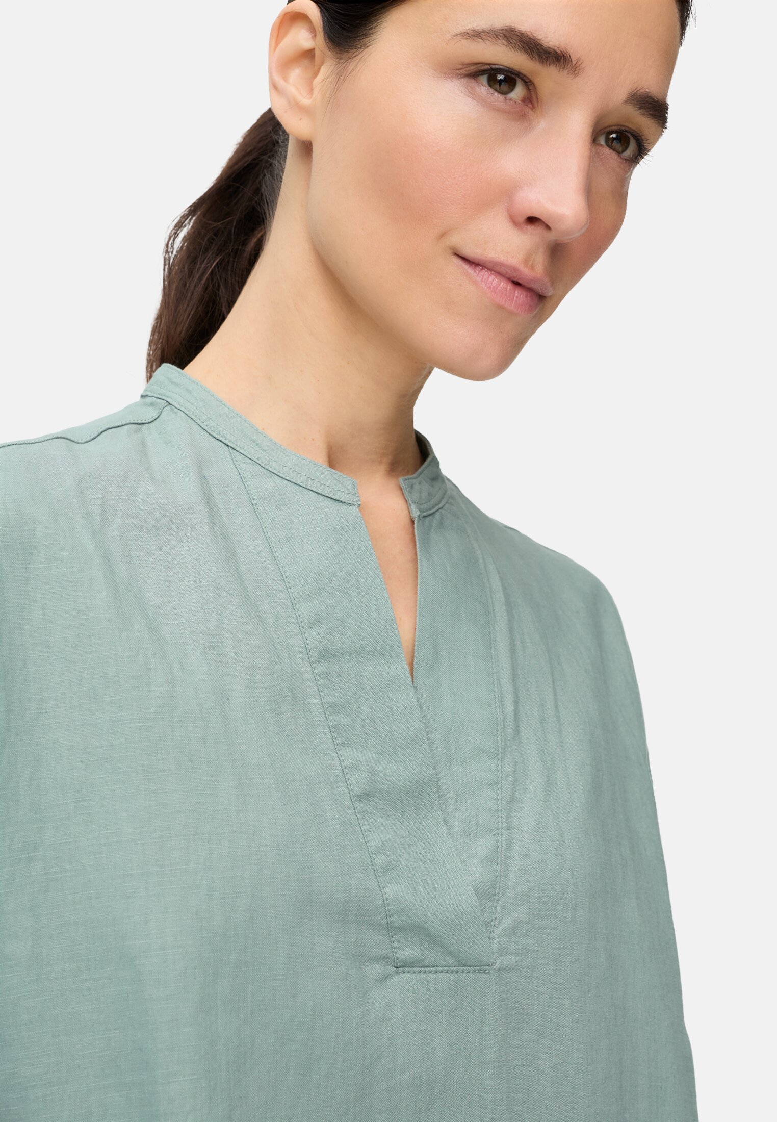 Women Dress with side pockets Jade Blue worn detail close