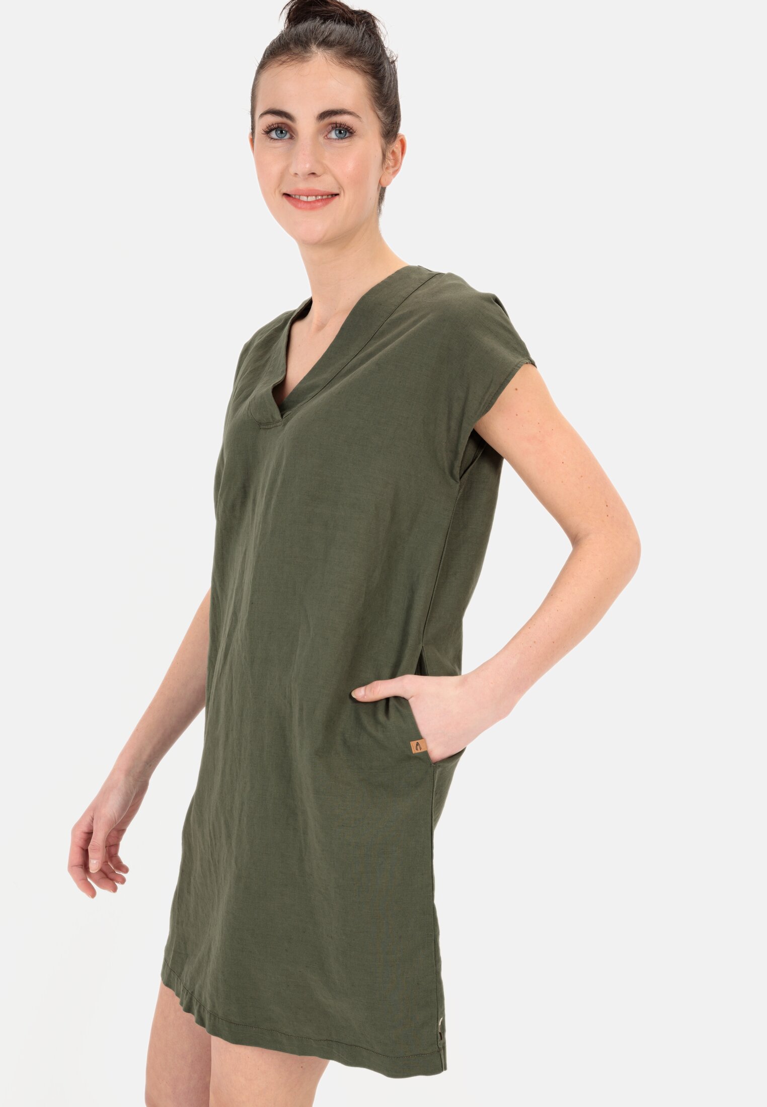 Women Slip dress in a summery linen blend Olive Green worn emotional