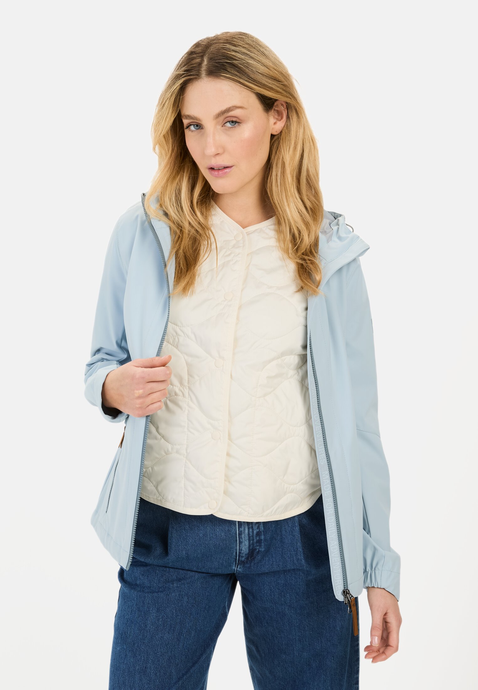 Women Softshell jacket made from recycled polyester Light Blue worn front