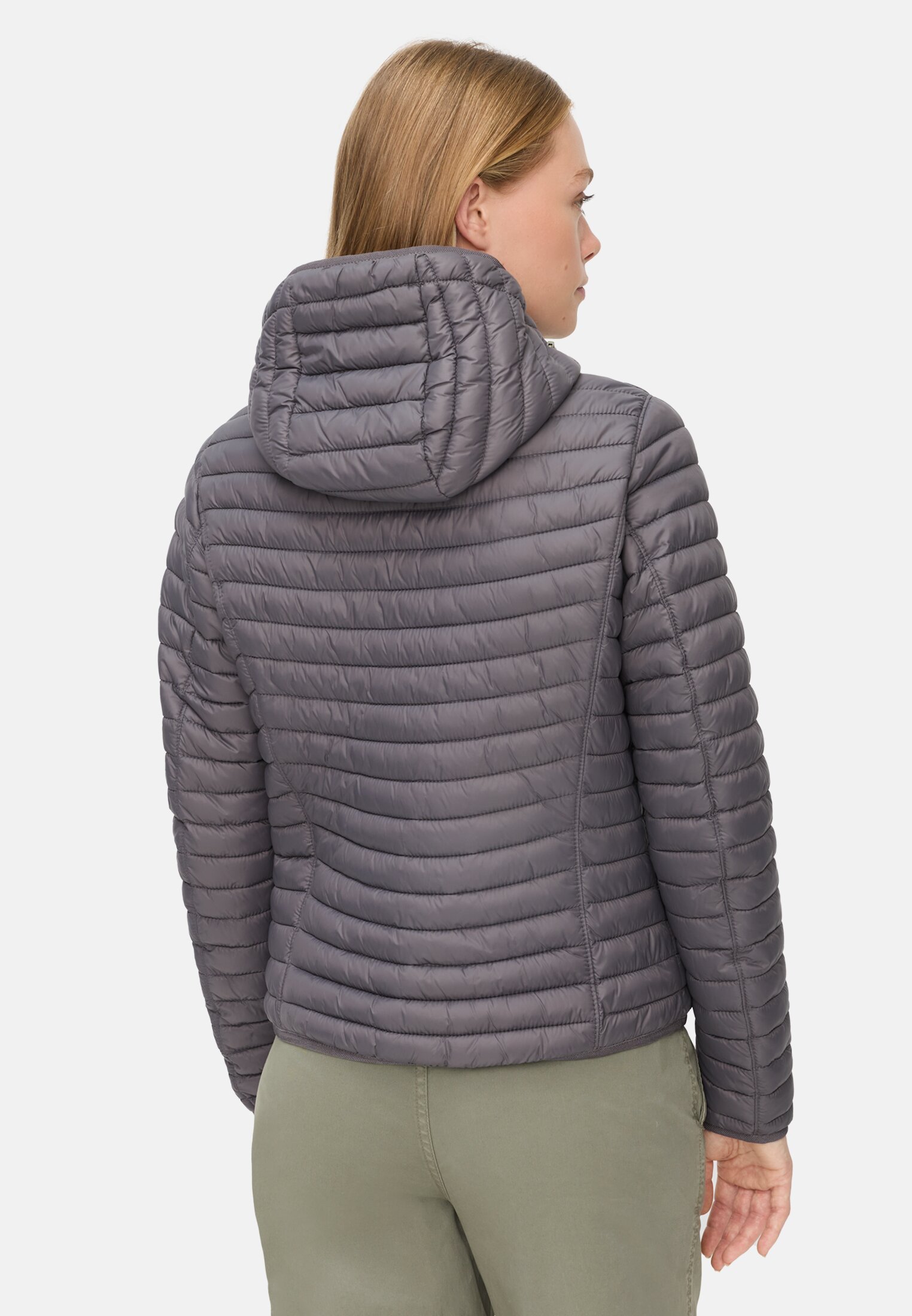 camelactive_Blouson_Slate_330930-6E50-25_M2 Vrouwen Blouson met waterafstotende functie Grijs gedragen achter