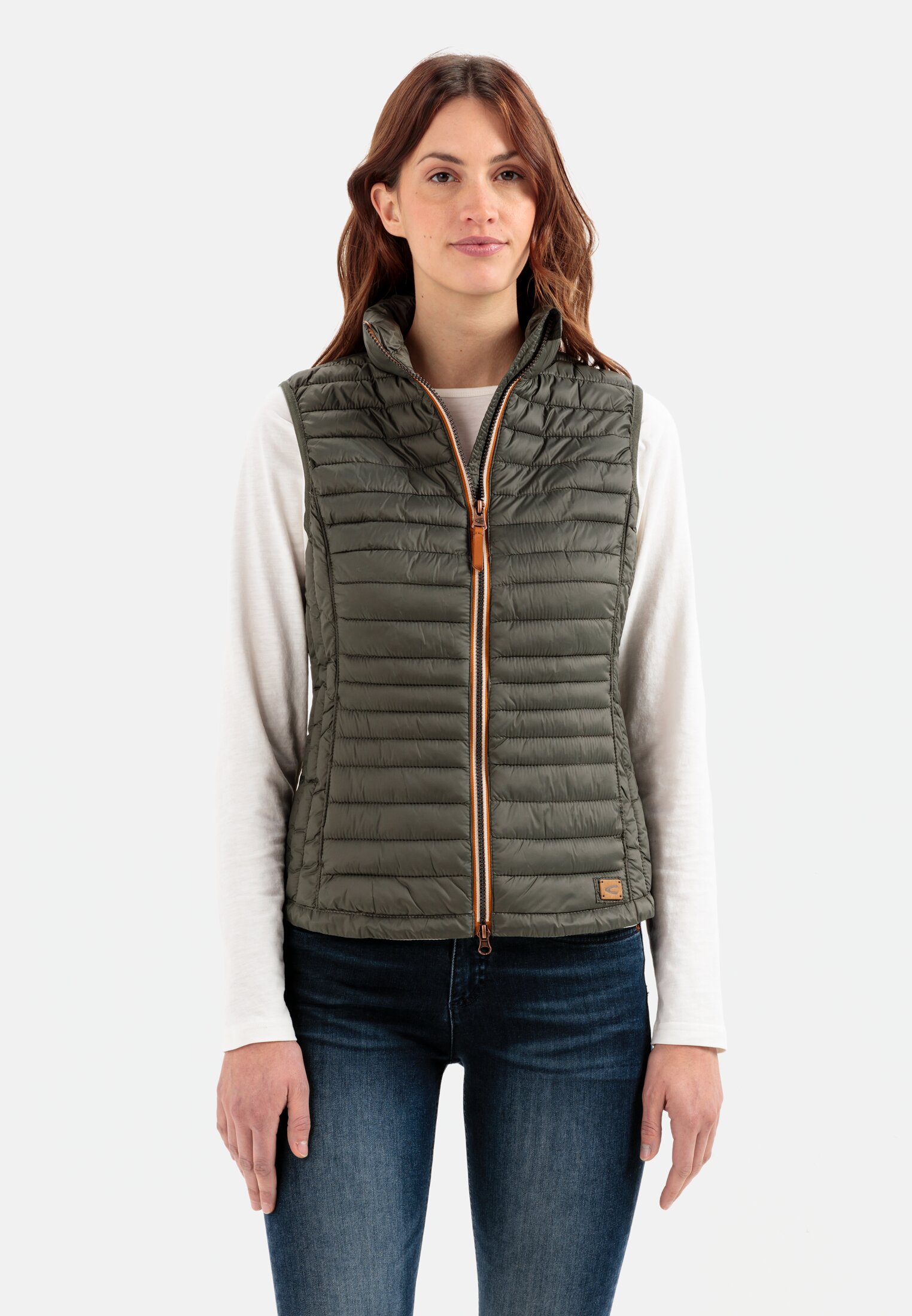 Women Quilted vest made from 100% recycled material Khaki worn front