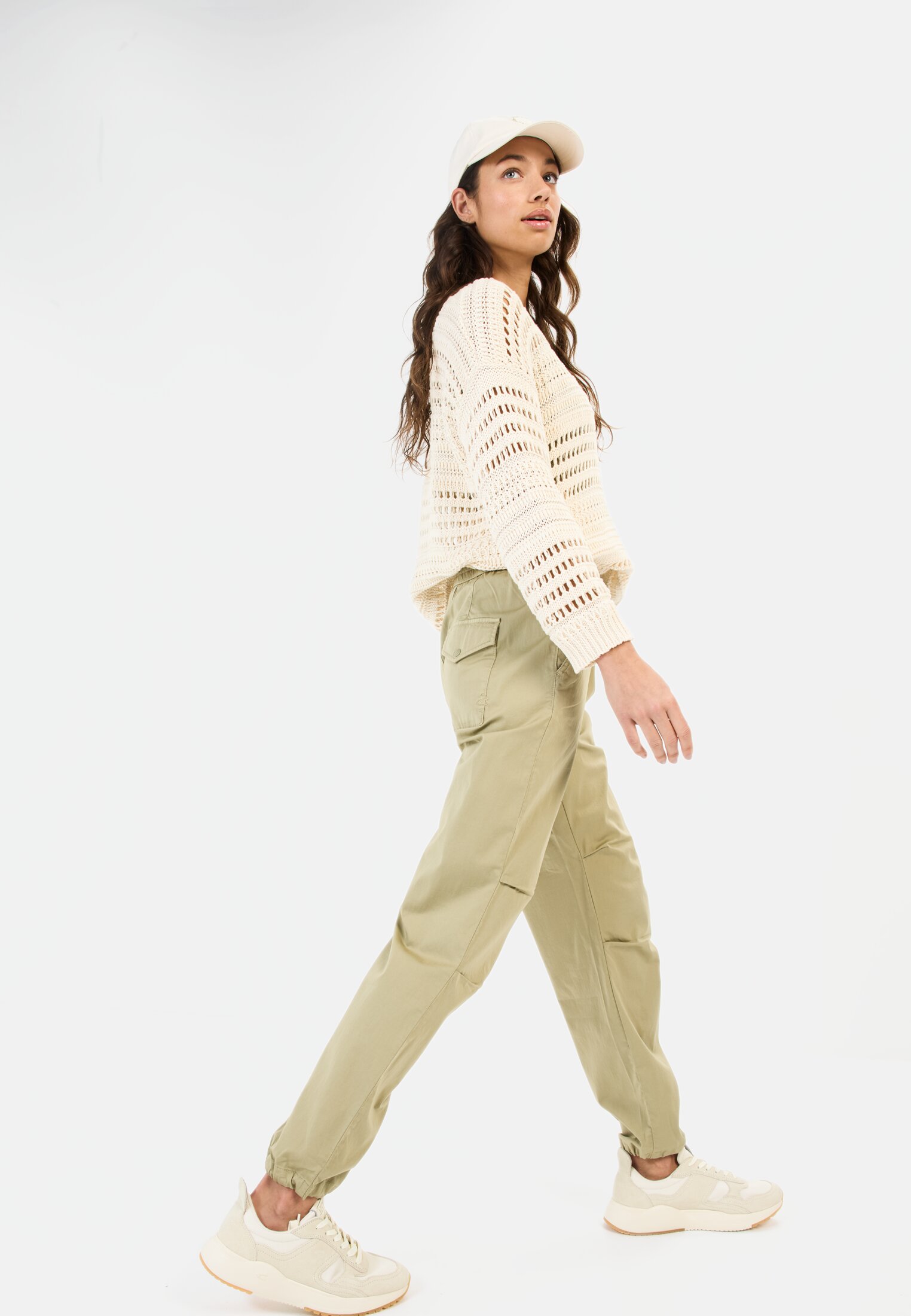 Women Casual pants made from a cotton blend Beige worn emotional