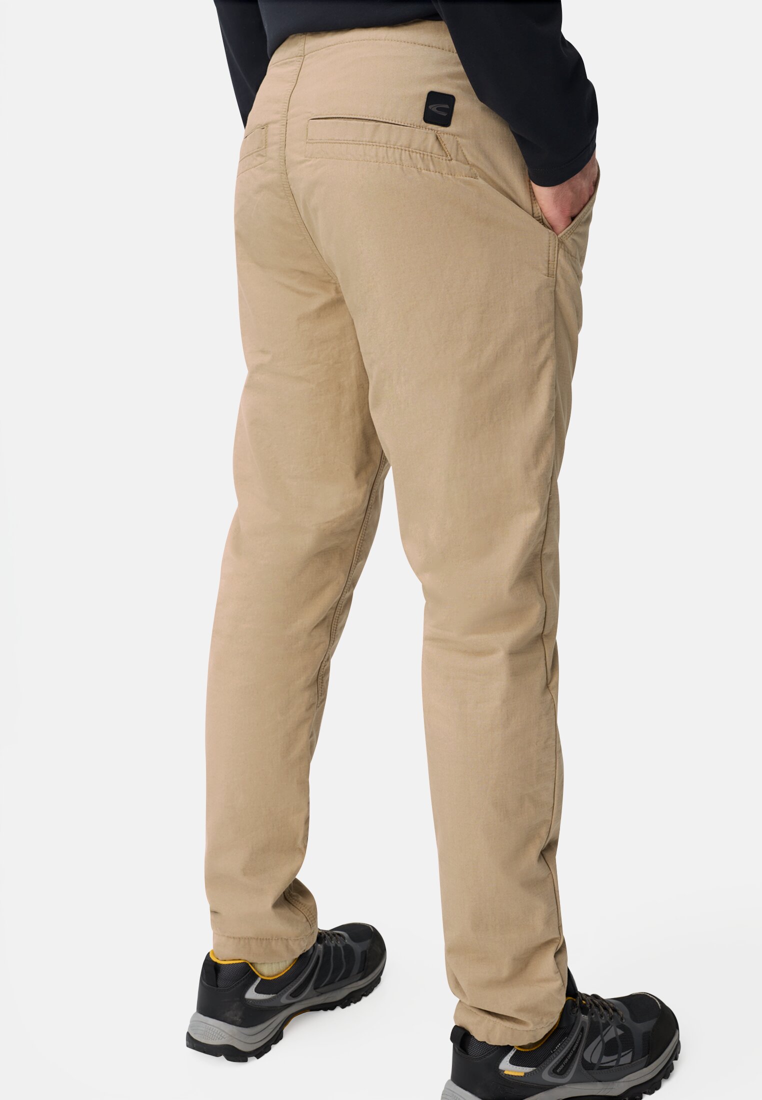 Herren Thermo Chino aus reiner Baumwolle mit Polyesterfutter Beige getragen emotional