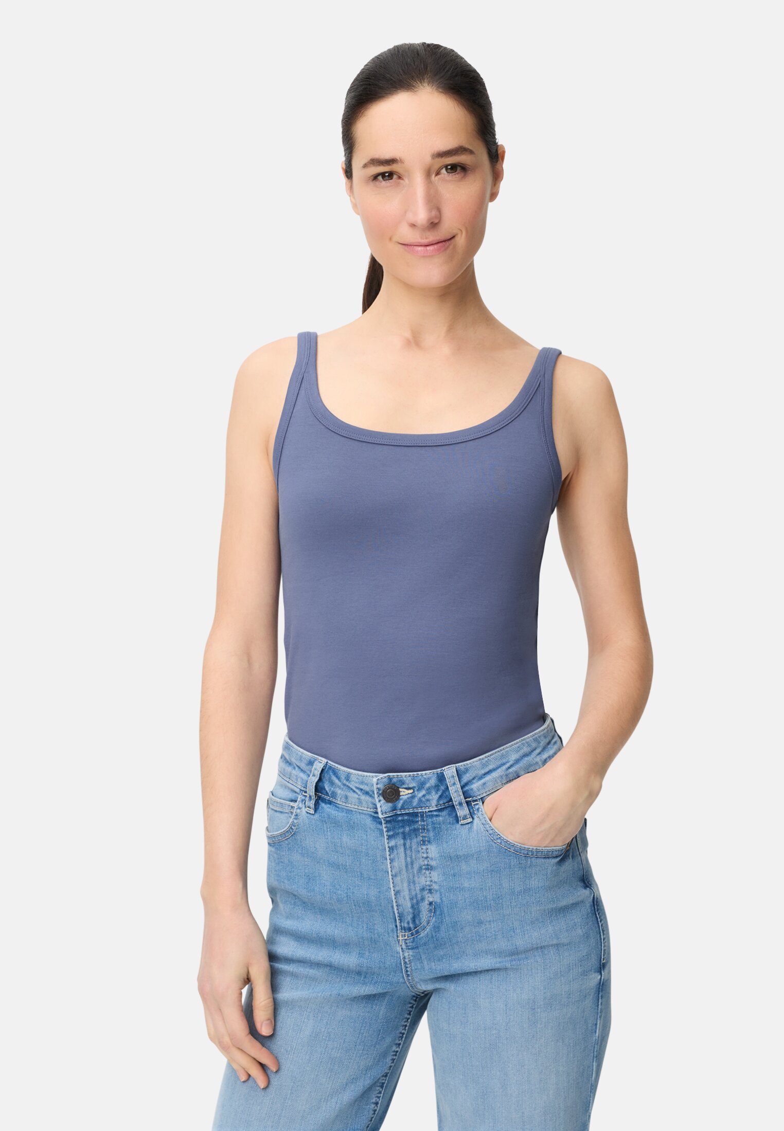Women Fitted top made of pure cotton Ocean Blue worn front
