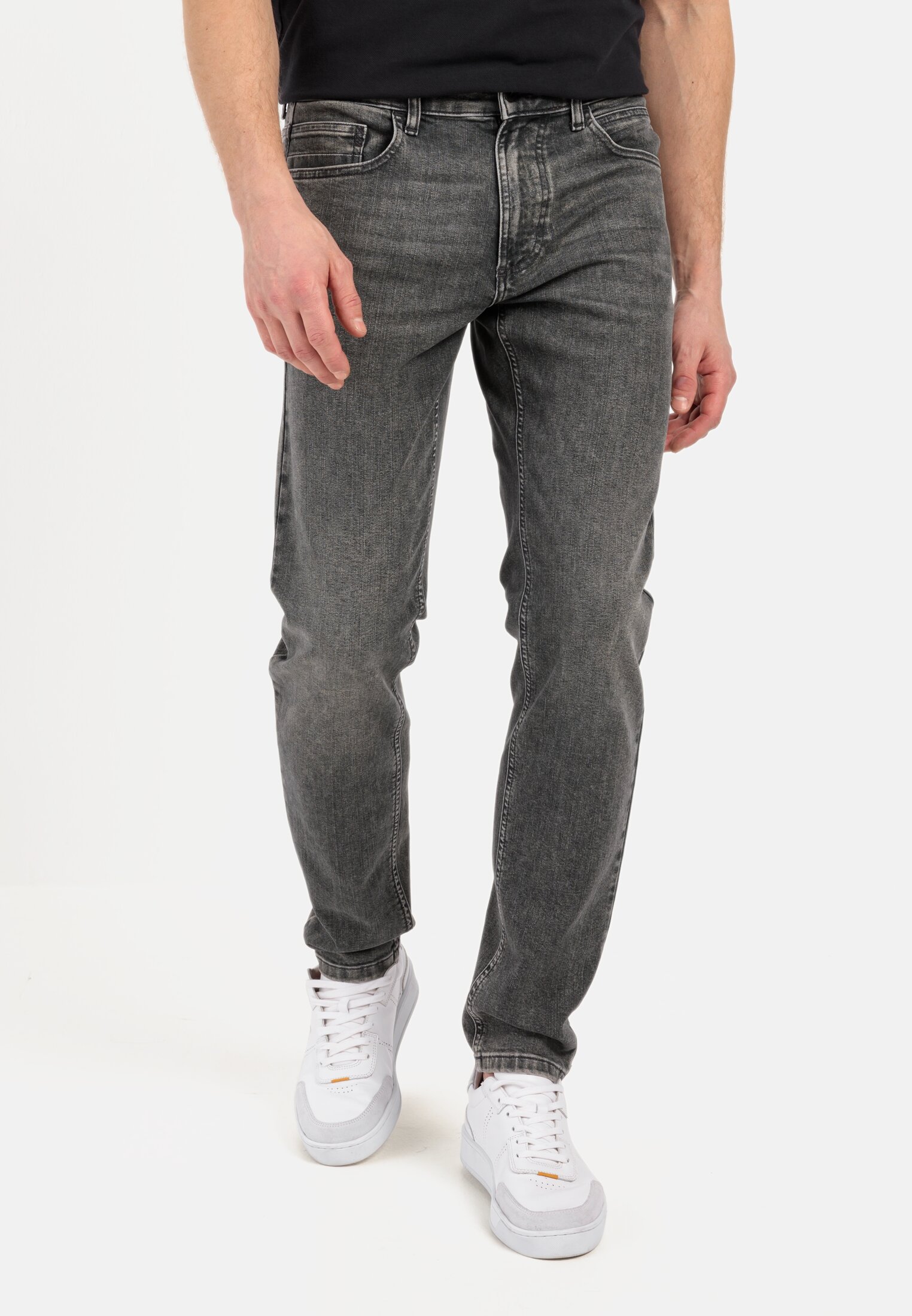 Men Slim Fit 5-Pocket Jeans Grey worn front