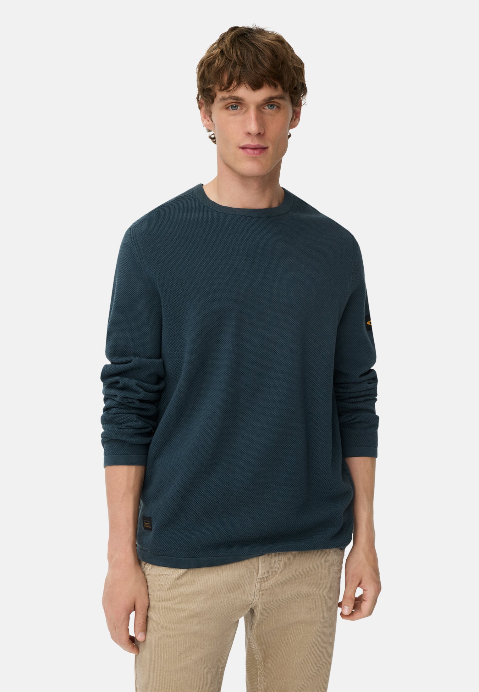Herren Pullover aus reiner Baumwolle Tintenblau getragen vorn