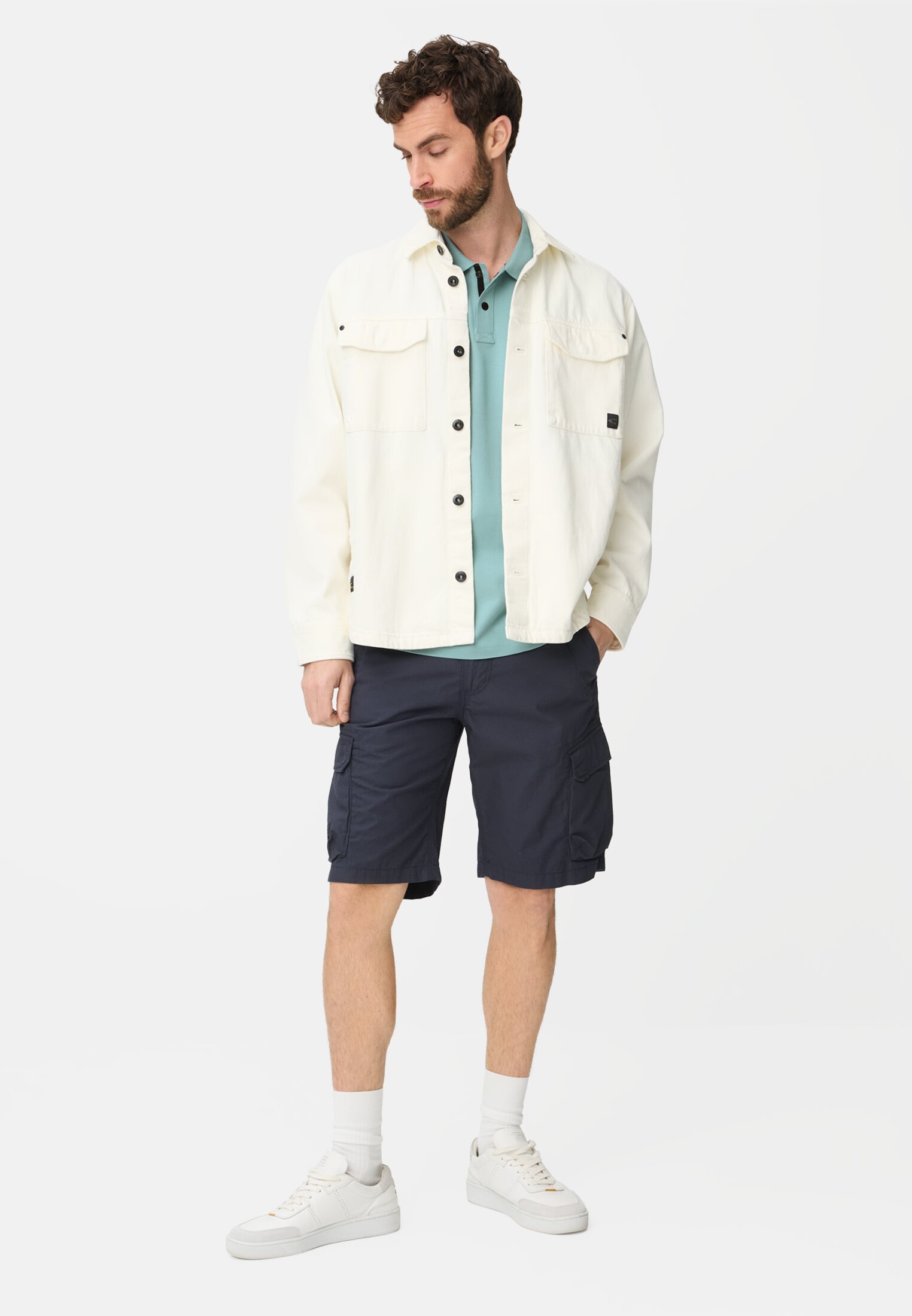 Heren Poloshirt met contrastdetails Oceaan Groen gedragen voor lichaam compleet