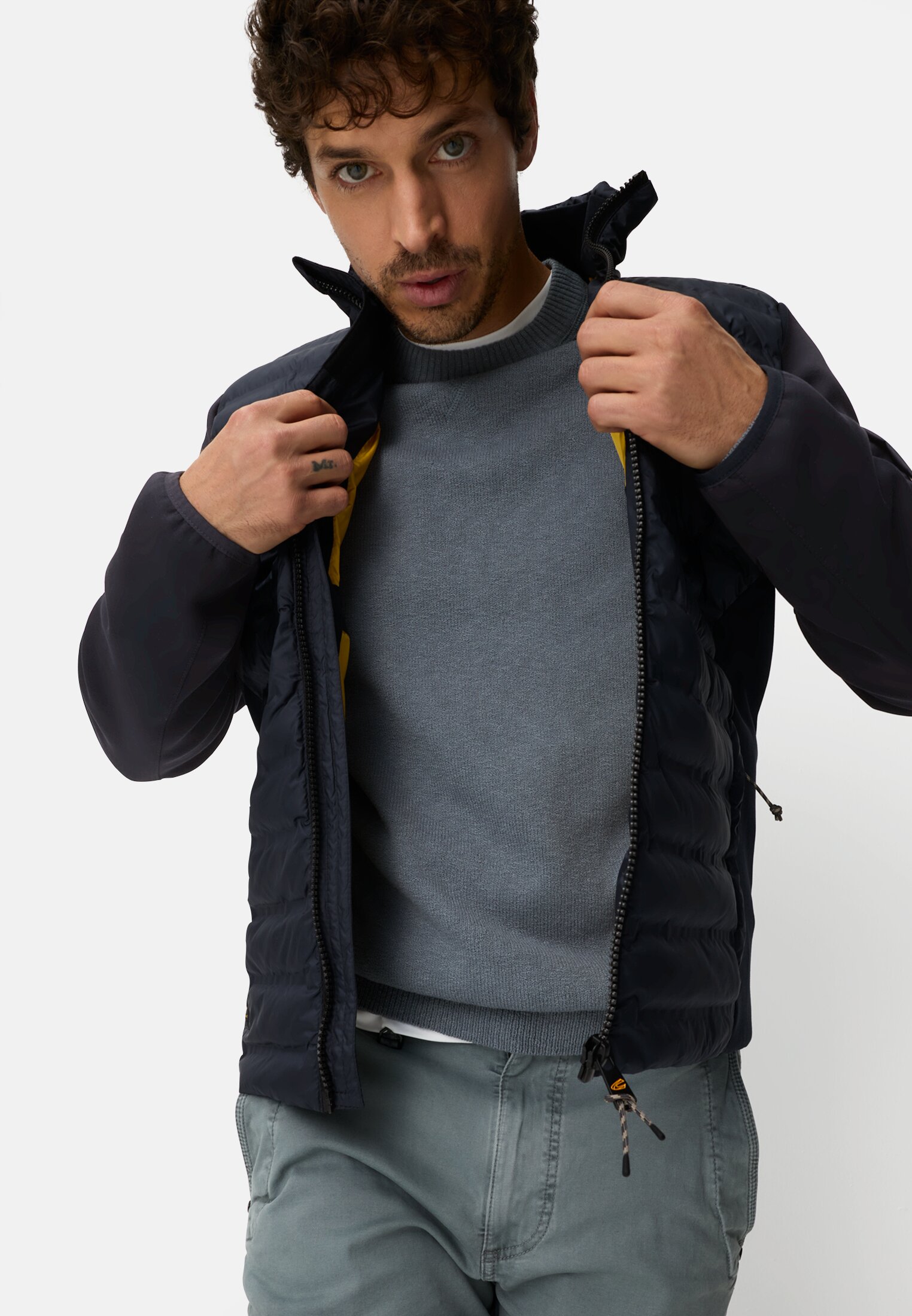 Heren Blouson met opstaande kraag Marineblauw gedragen emotional 