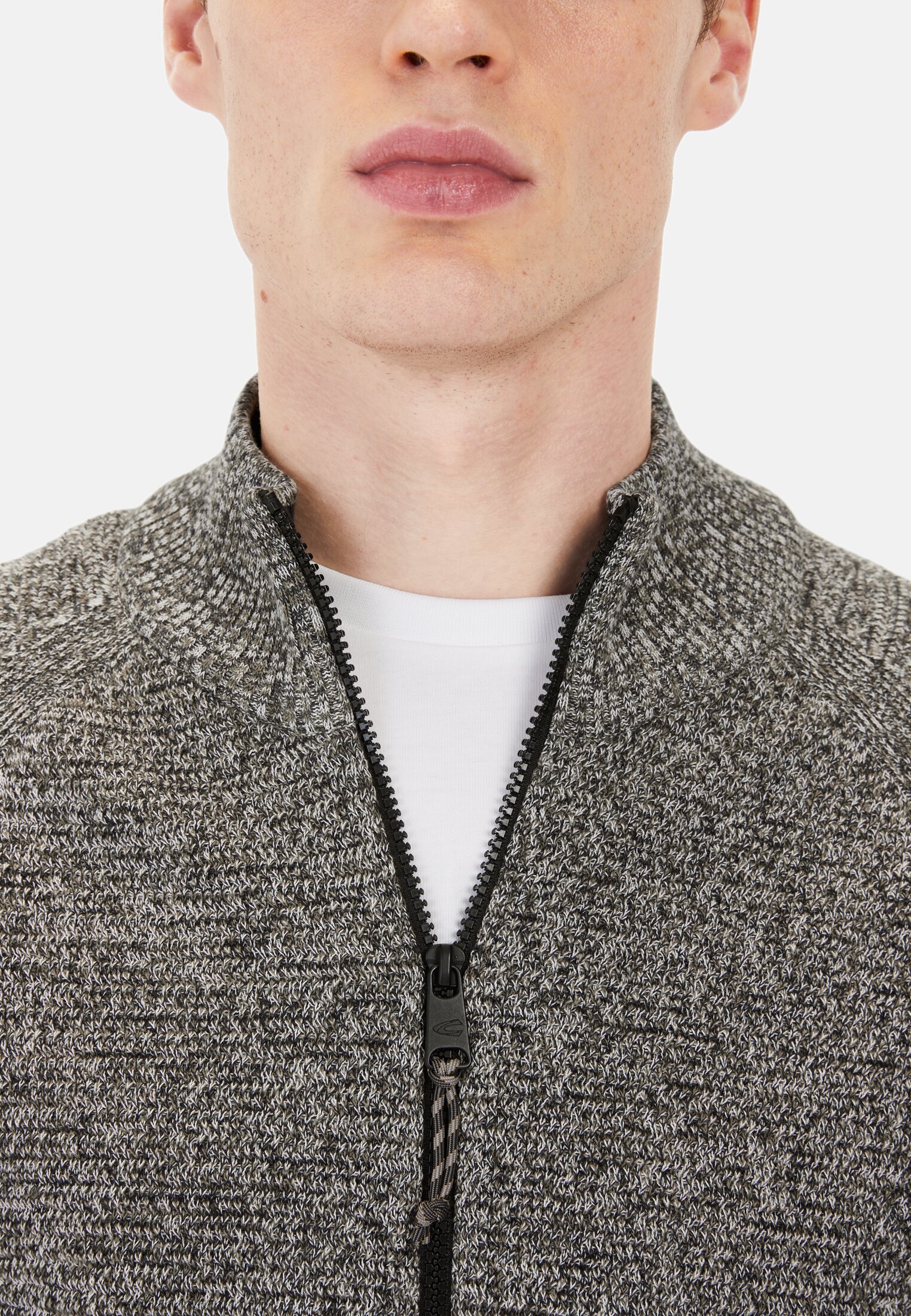 Men Cardigan made from cotton Khaki