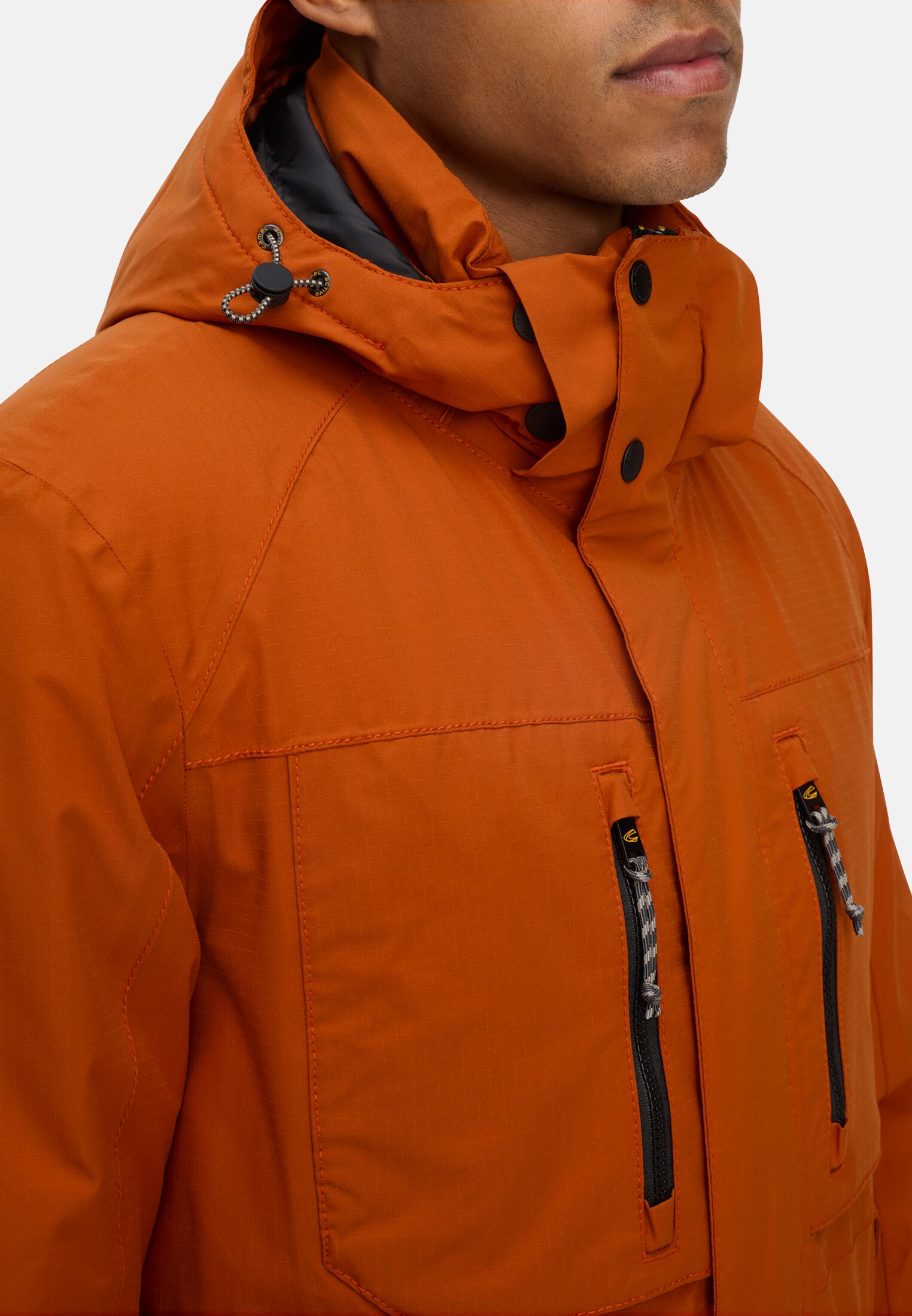 Herren teXXXactive® Jacke mit abnehmbarer Kapuze Zimt getragen detailliert nah