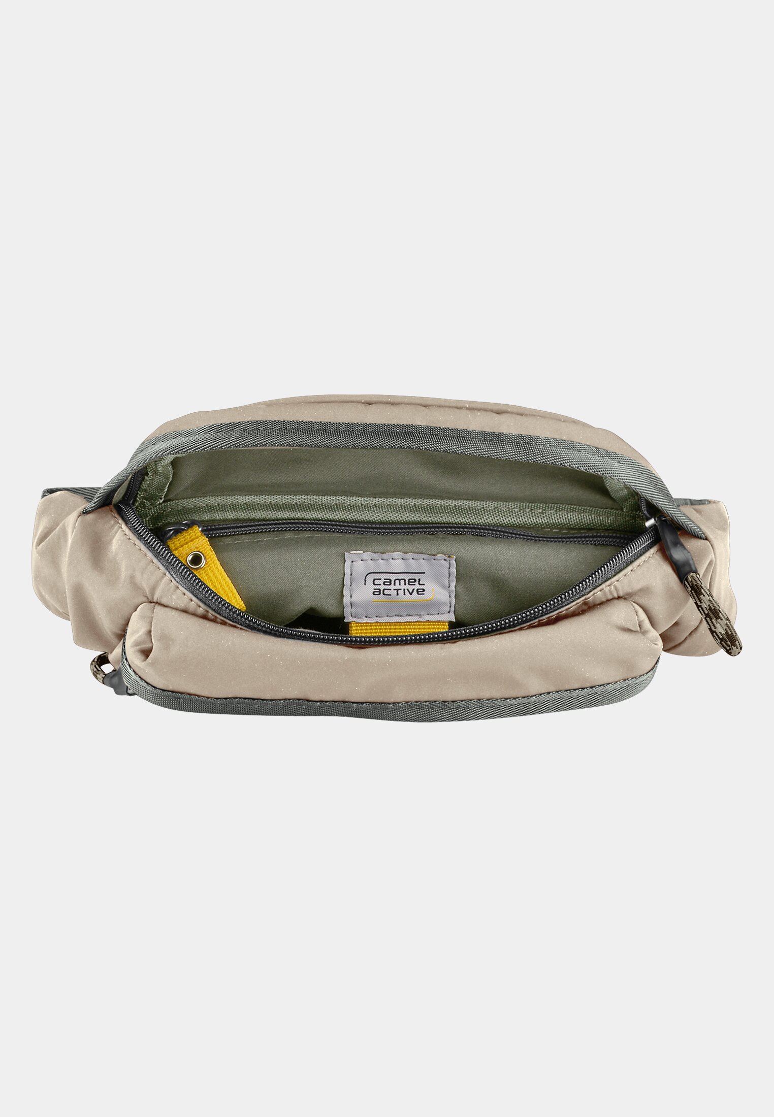 MI_010374-0000-20_3G-00 Herren TERRA Belt Bag aus recyceltem Nylon Beige vorne nah