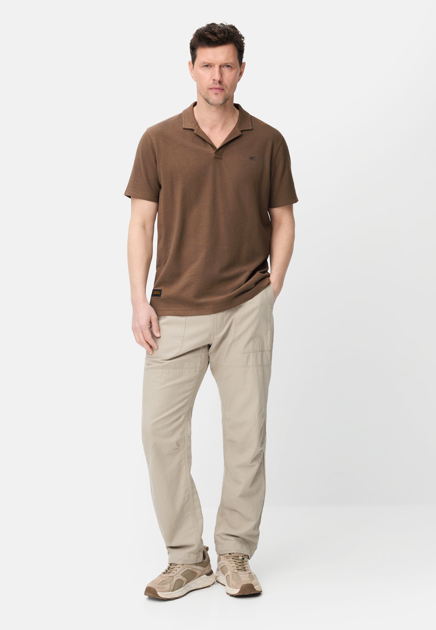 Men Polo shirt made of pure cotton Mud Brown worn front full body