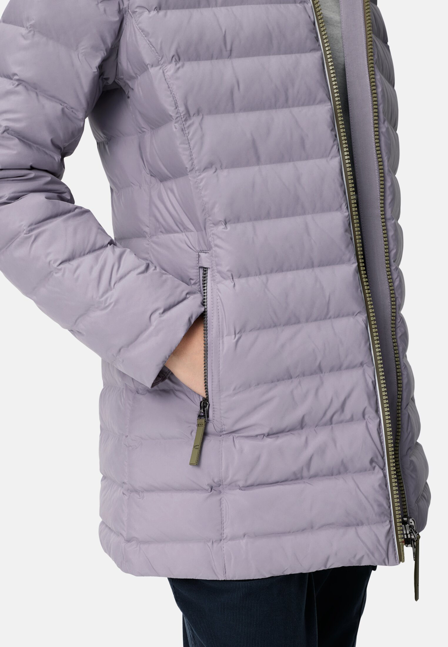 Vrouwen teXXXactive® functionele jas met capuchon Paars gedragen detail dichtbij  