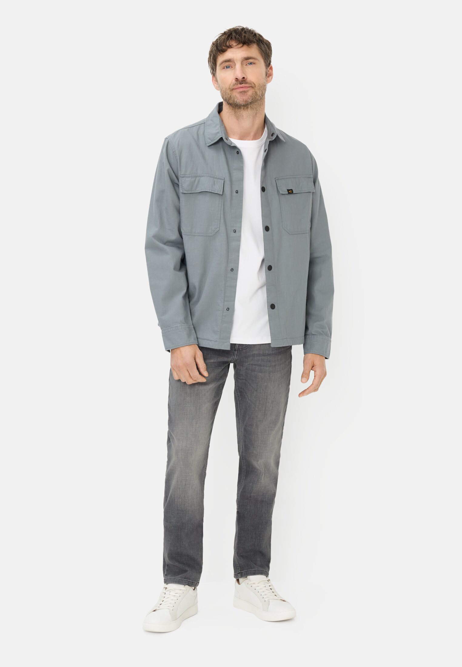 Men fleXXXactive® trousers with cooling performance Stone Gray worn front full body