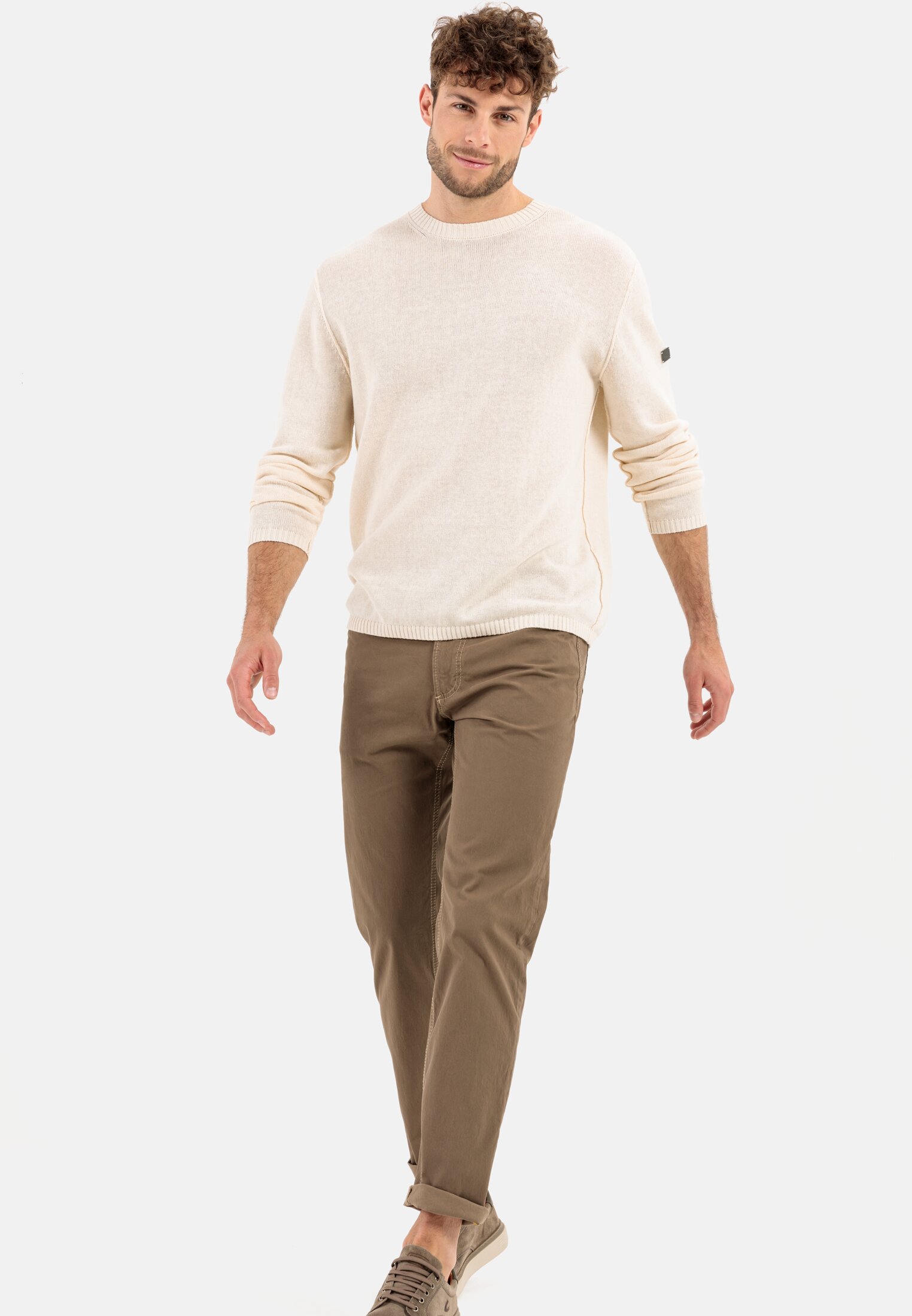 Men Regular Fit 5-Pocket Trousers Brown worn emotional