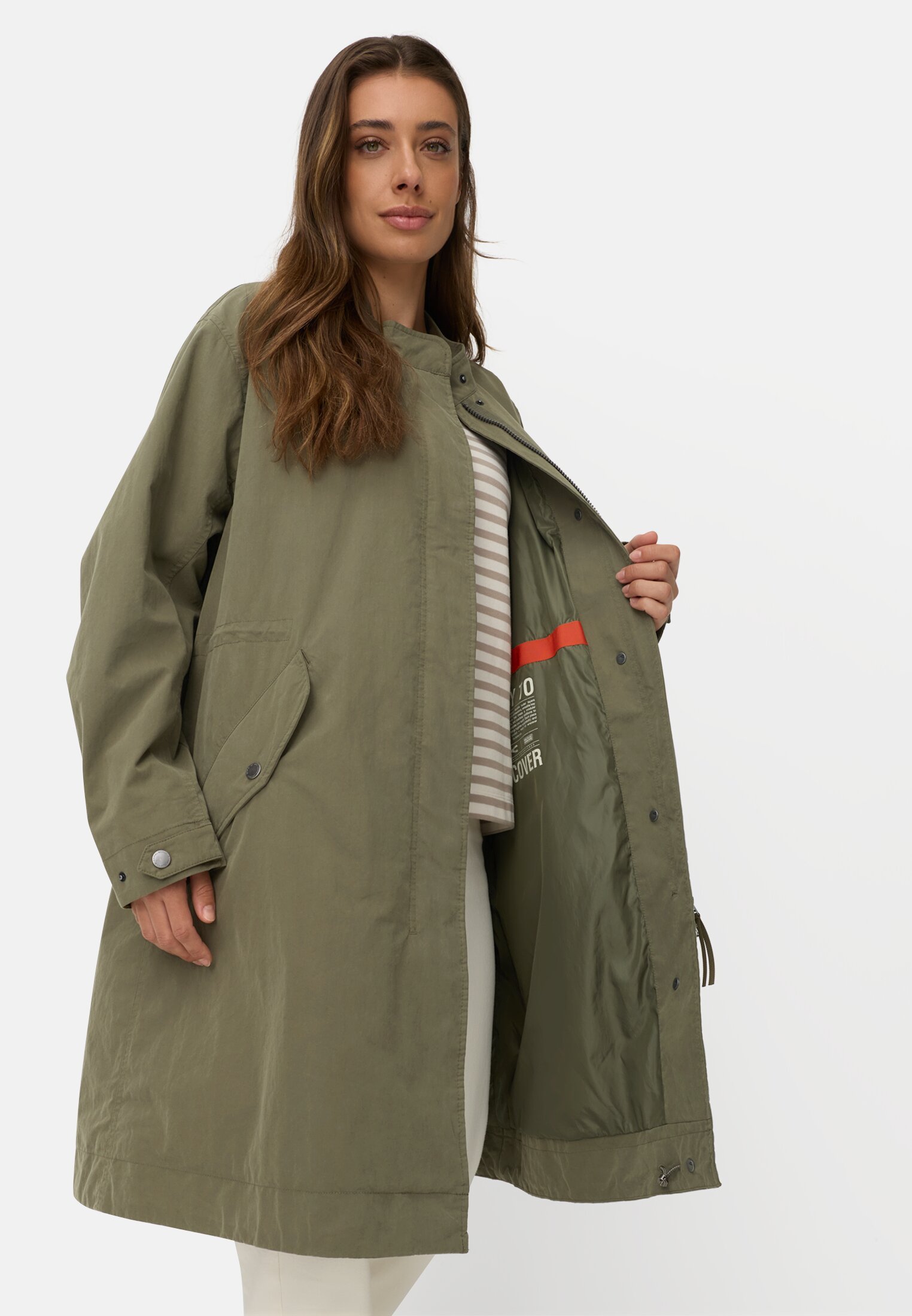Vrouwen Oversized jas met trekkoord in de taille Donkergroen gedragen emotional