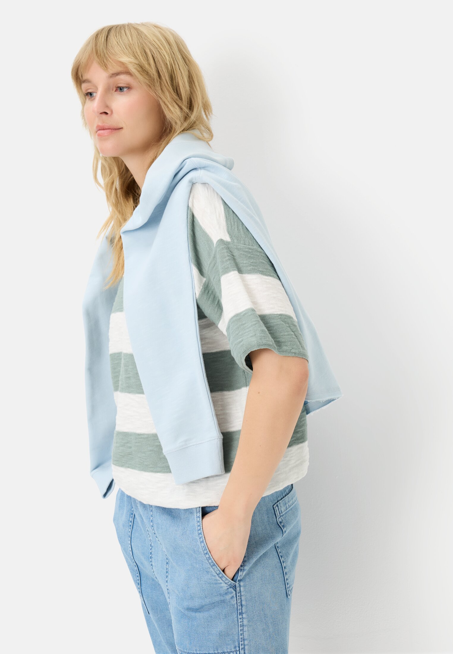 Vrouwen 1/2-mouw shirt van puur katoen Jadeblauw gedragen emotional 