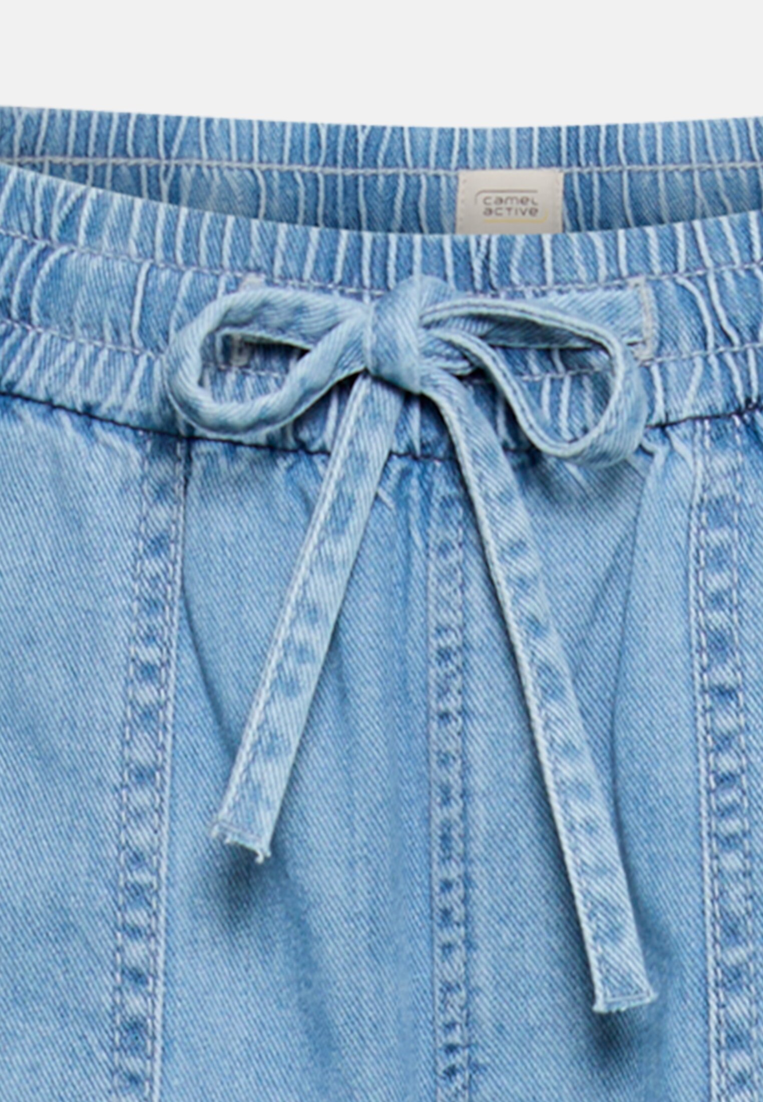 Damen Bermuda Shorts mit Tunnelzug Hellblau vorne nah