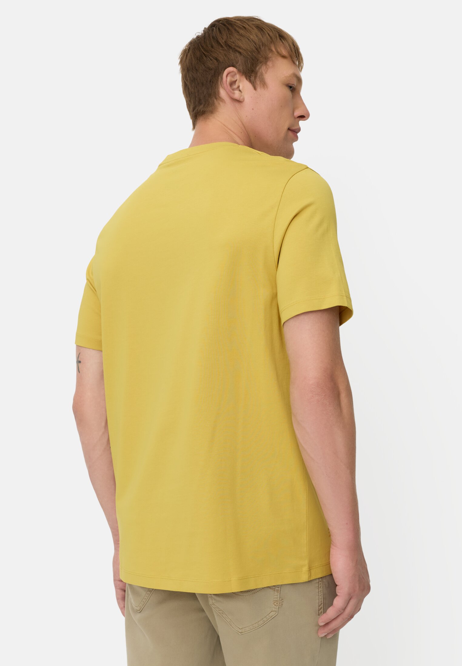 Men FleXXXactive© T-shirt with 4-way stretch Yellow worn back