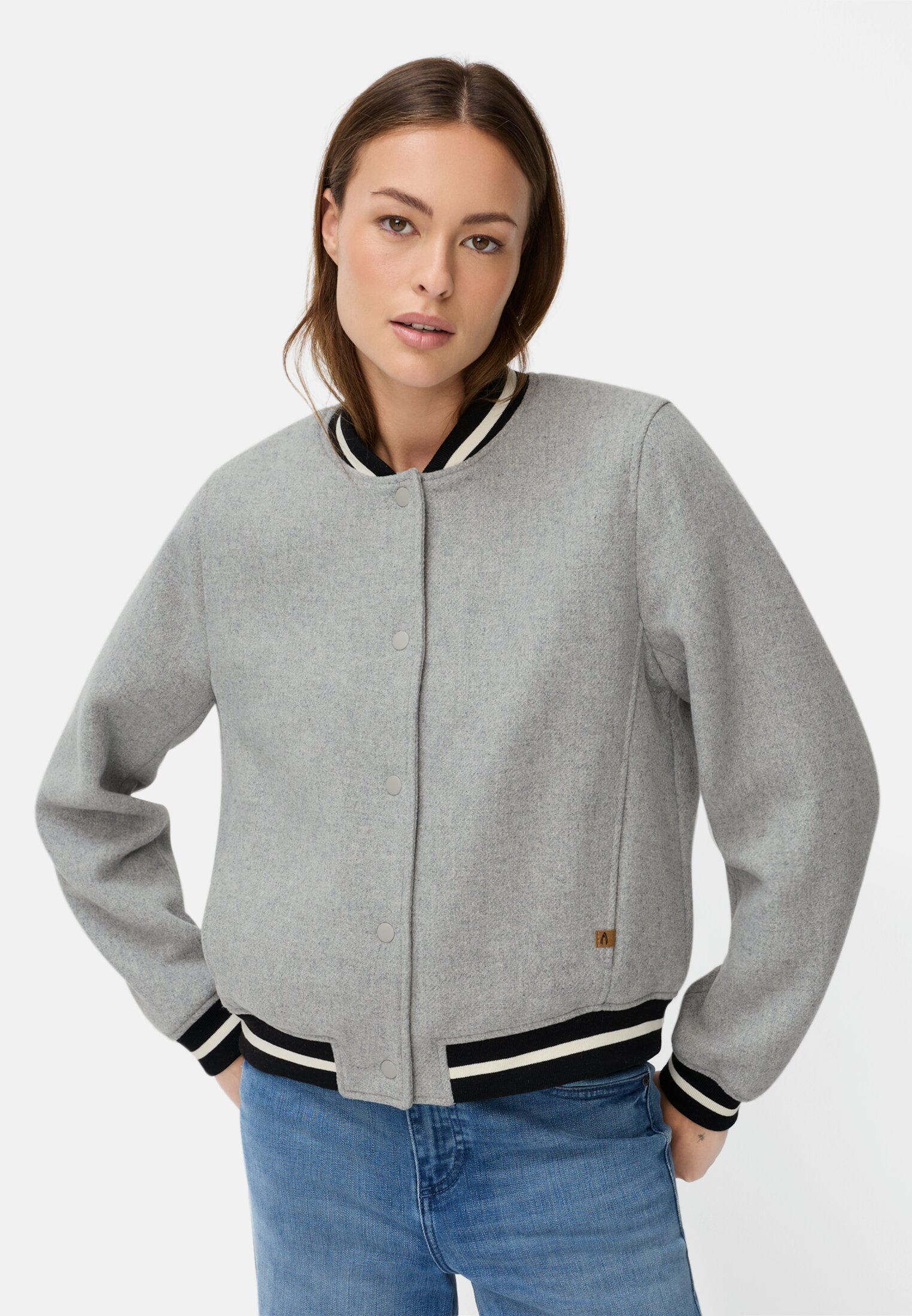 Women Indoor jacket with pockets Grey worn front