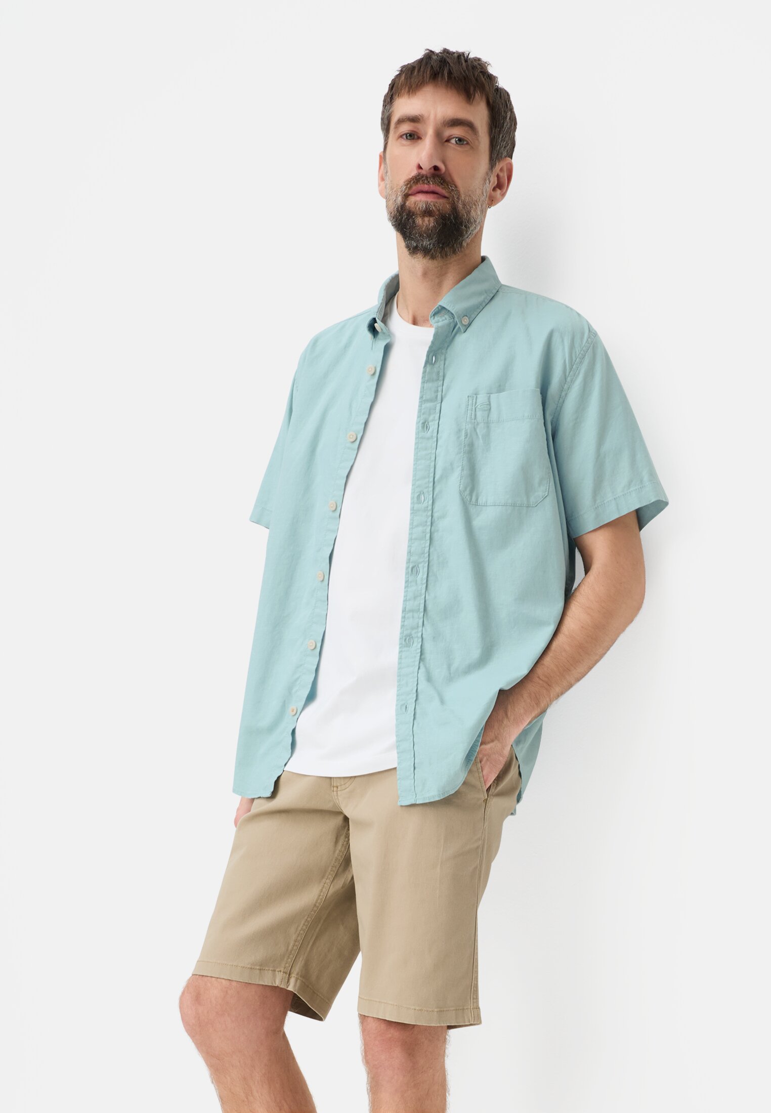 Heren Korte mouwen shirt van linnenmix Oceaan Groen gedragen emotional