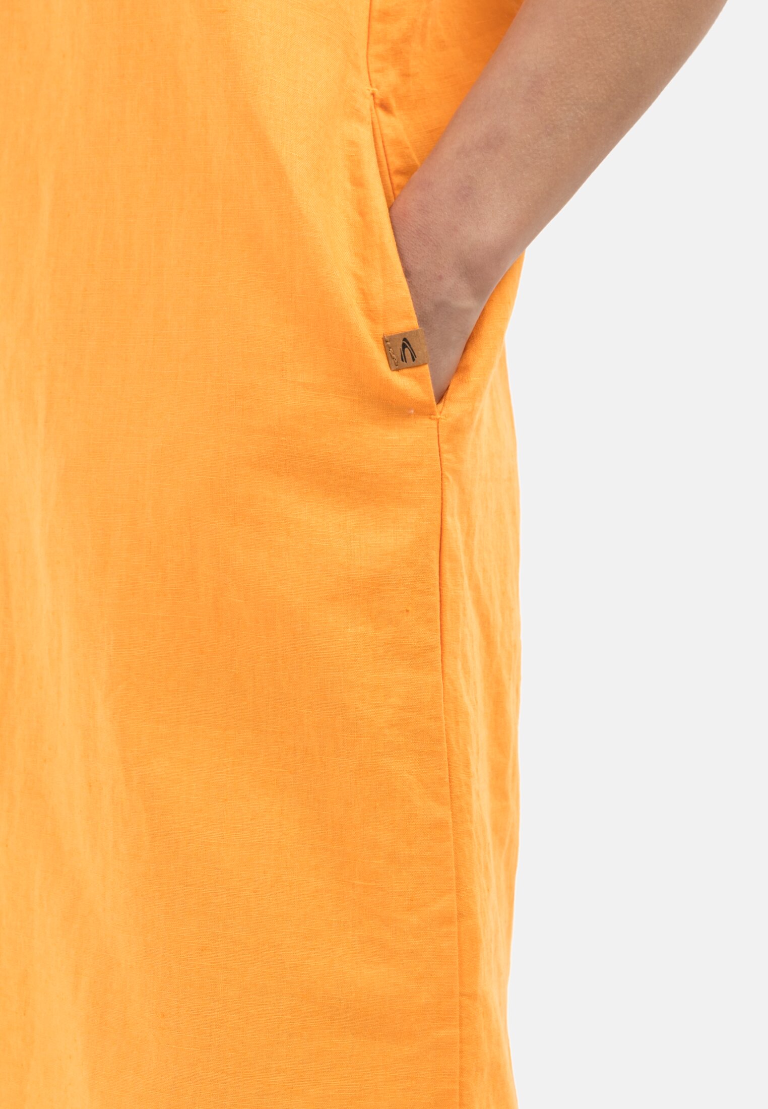 391130-7S76-52_M6-00.jpg