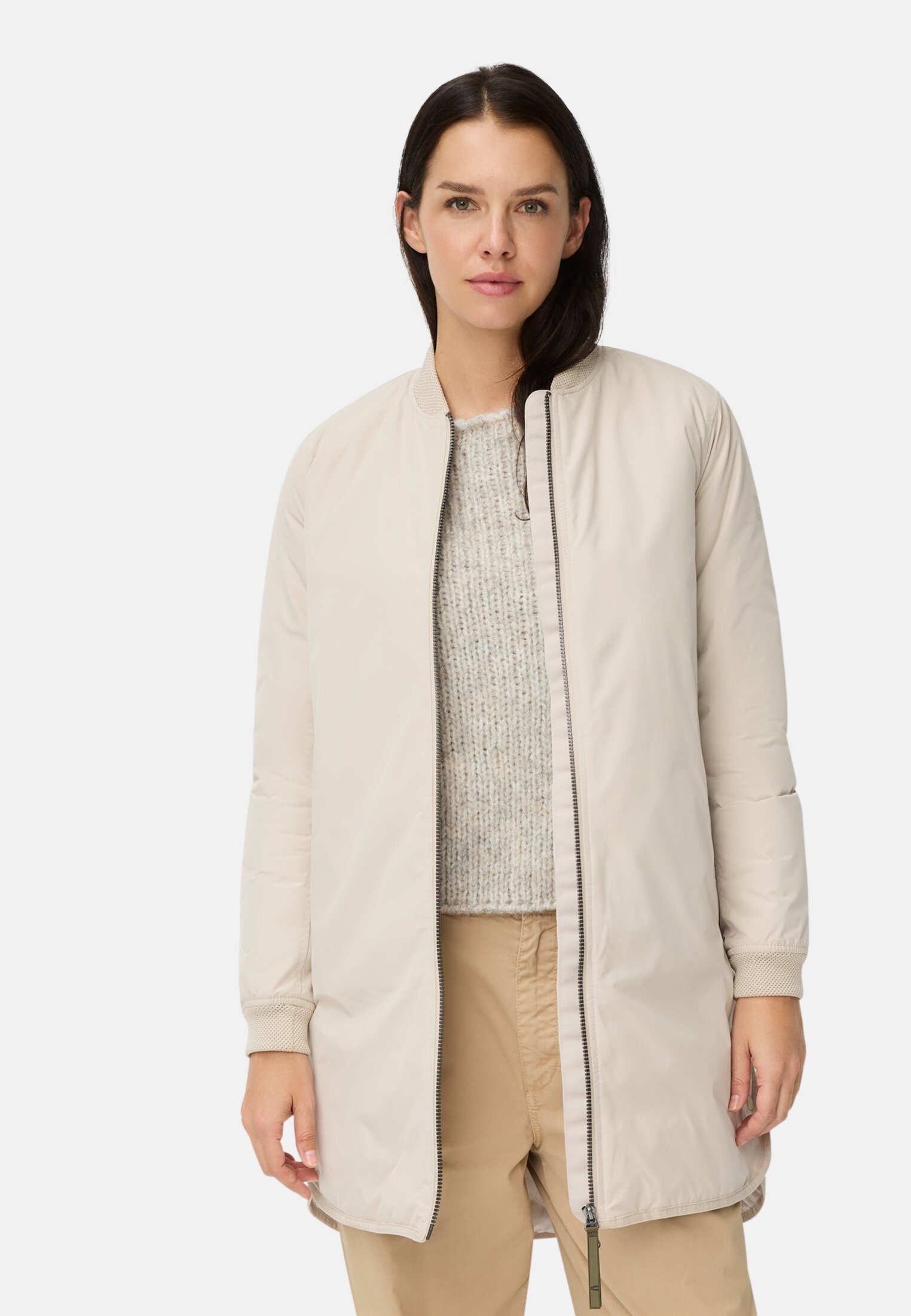 Women Water-repellent coat with adjustable hood and stand-up collar Oak worn front