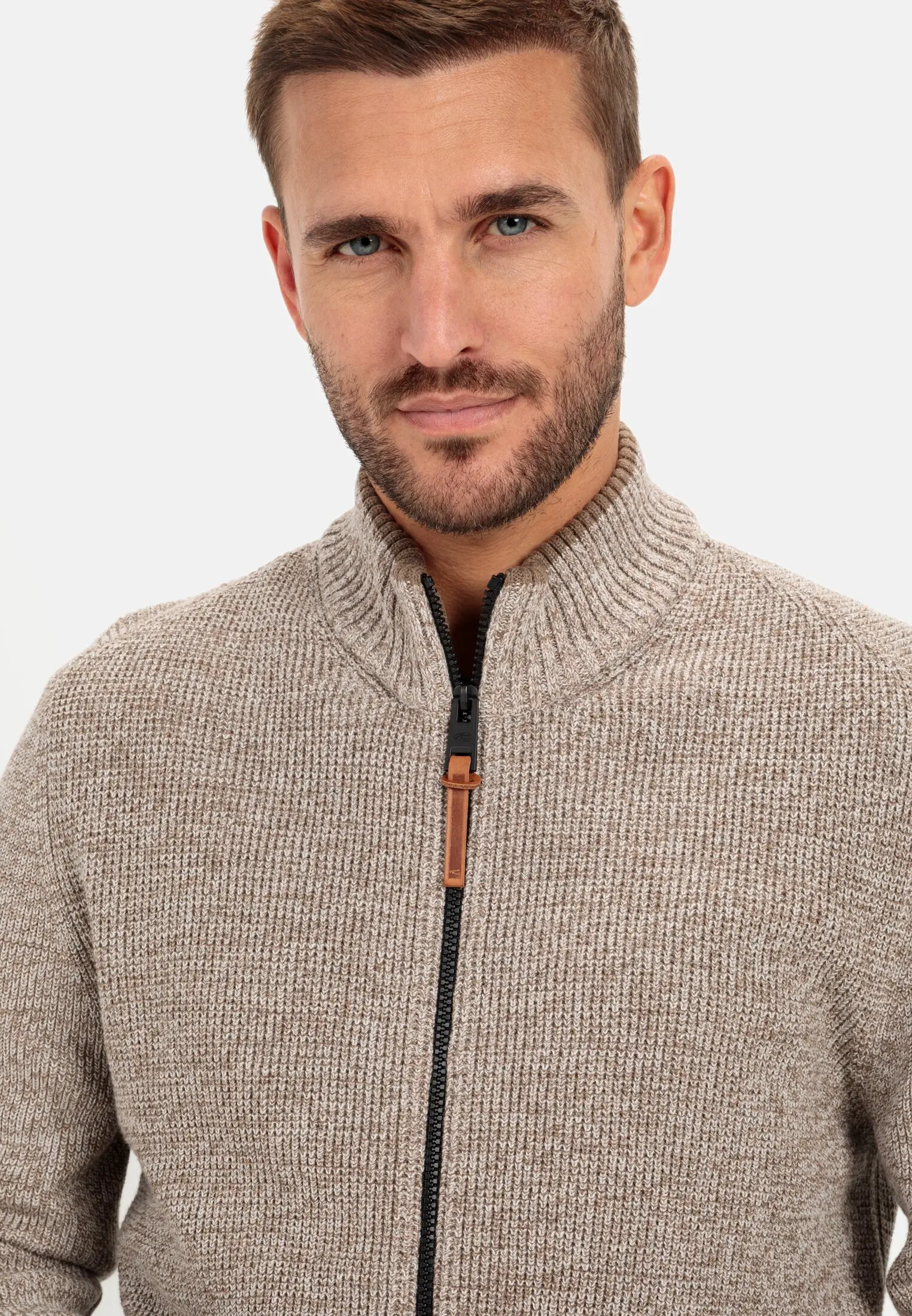 Cardigan for Men in brown camel active