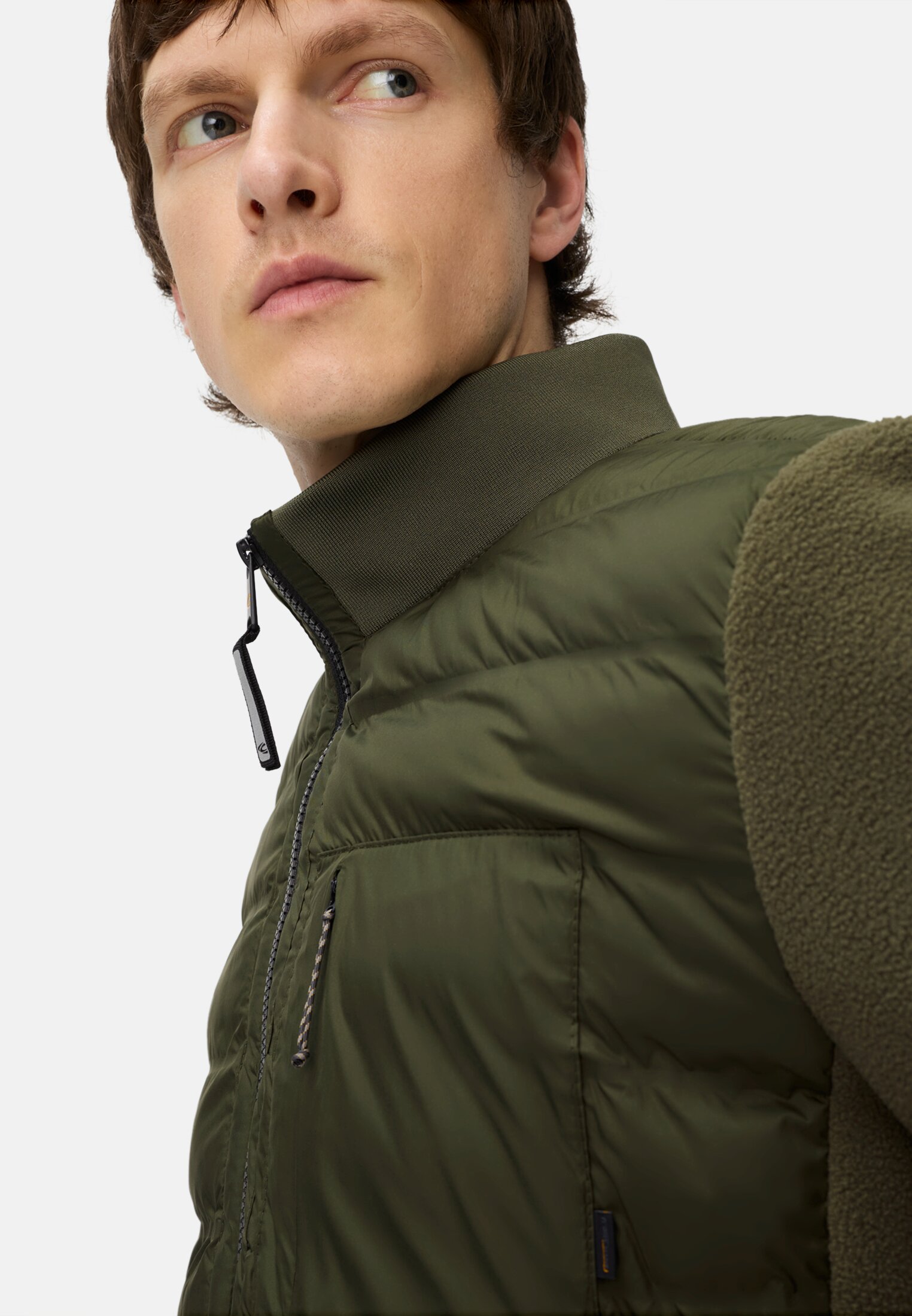 Herren Blouson im Stepp-Fleece-Mix Waldgrün getragen detailliert nah