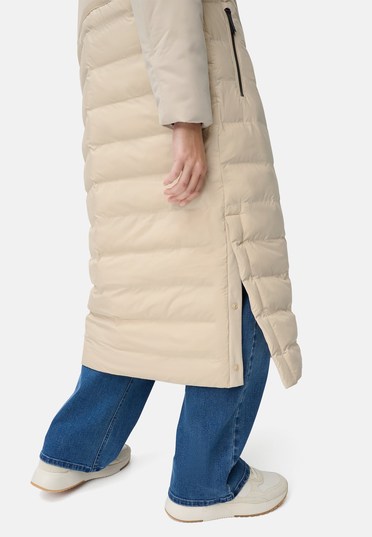 Damen Funktionaler Parka mit reflektierenden Details Eiche getragen detailliert nah