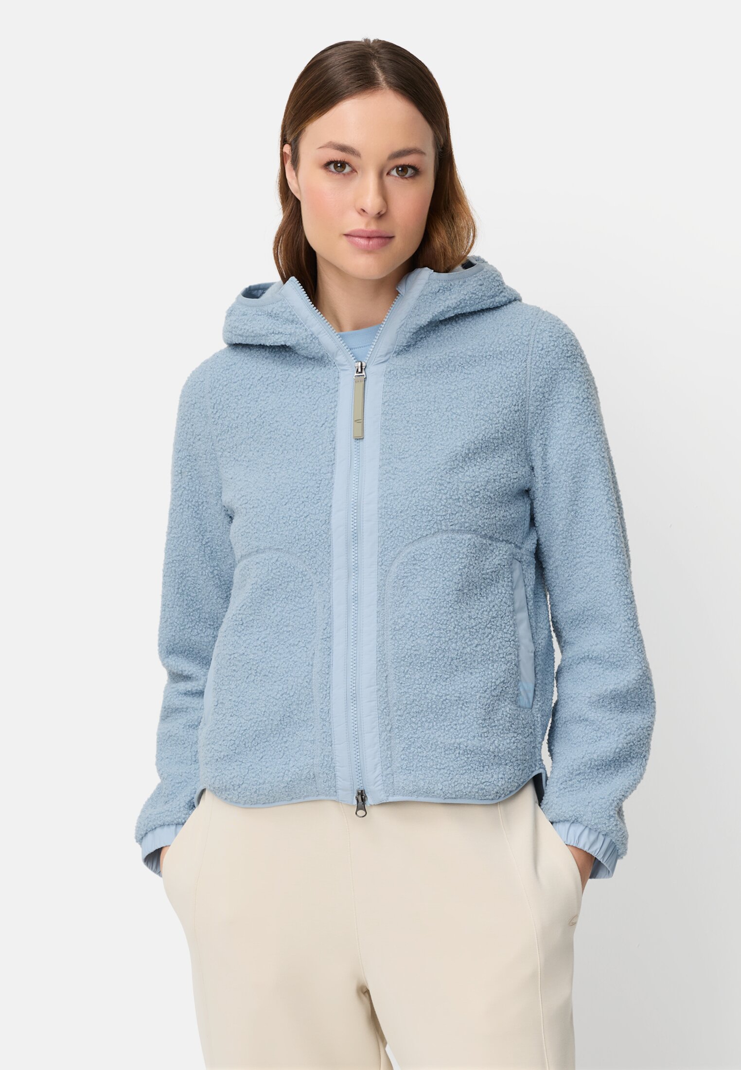 Damen Polar-Fleecejacke mit fester Kapuze Hellblau getragen vorn