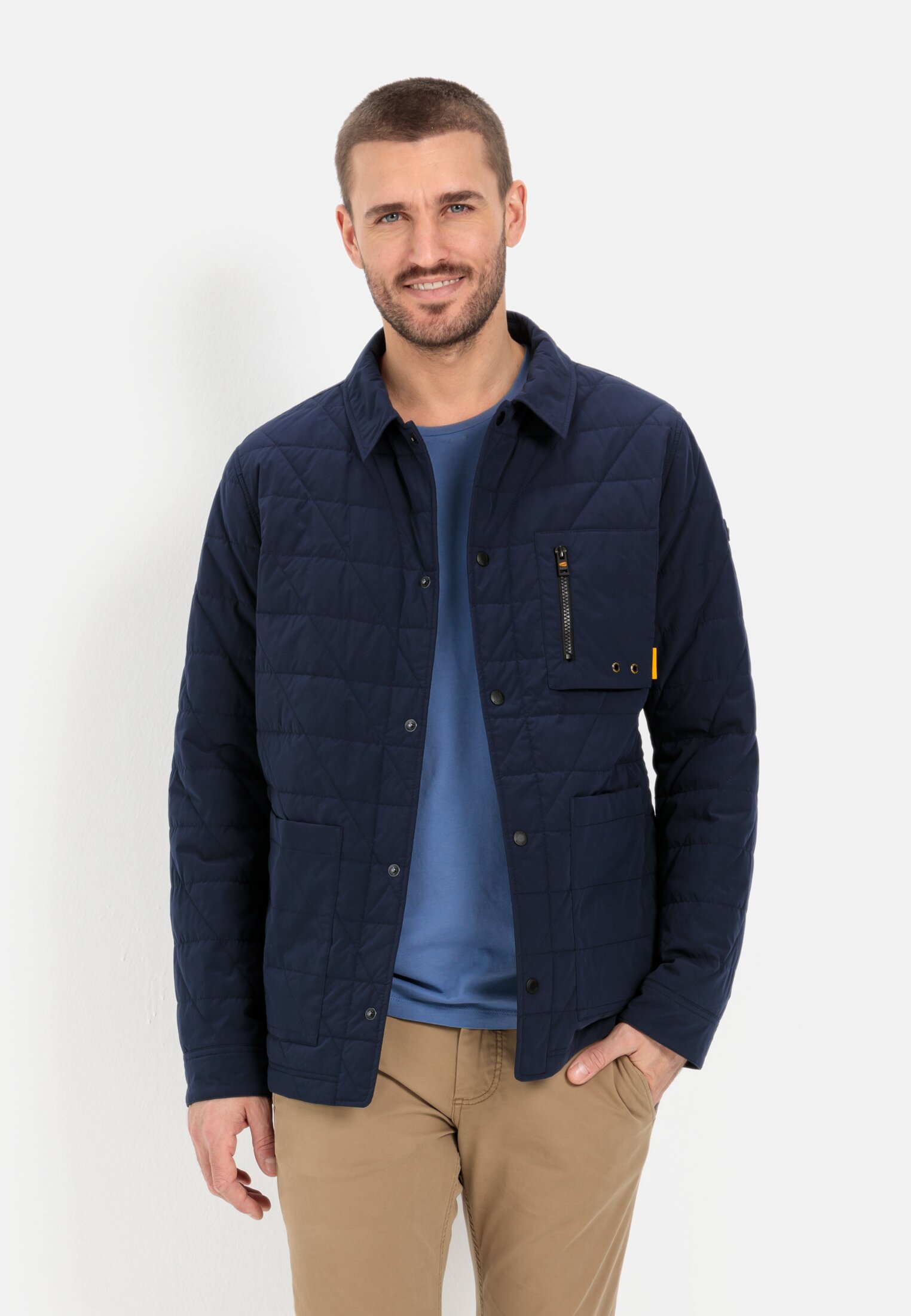 Herren Steppblouson mit Hemdkragen Dunkelblau getragen vorn