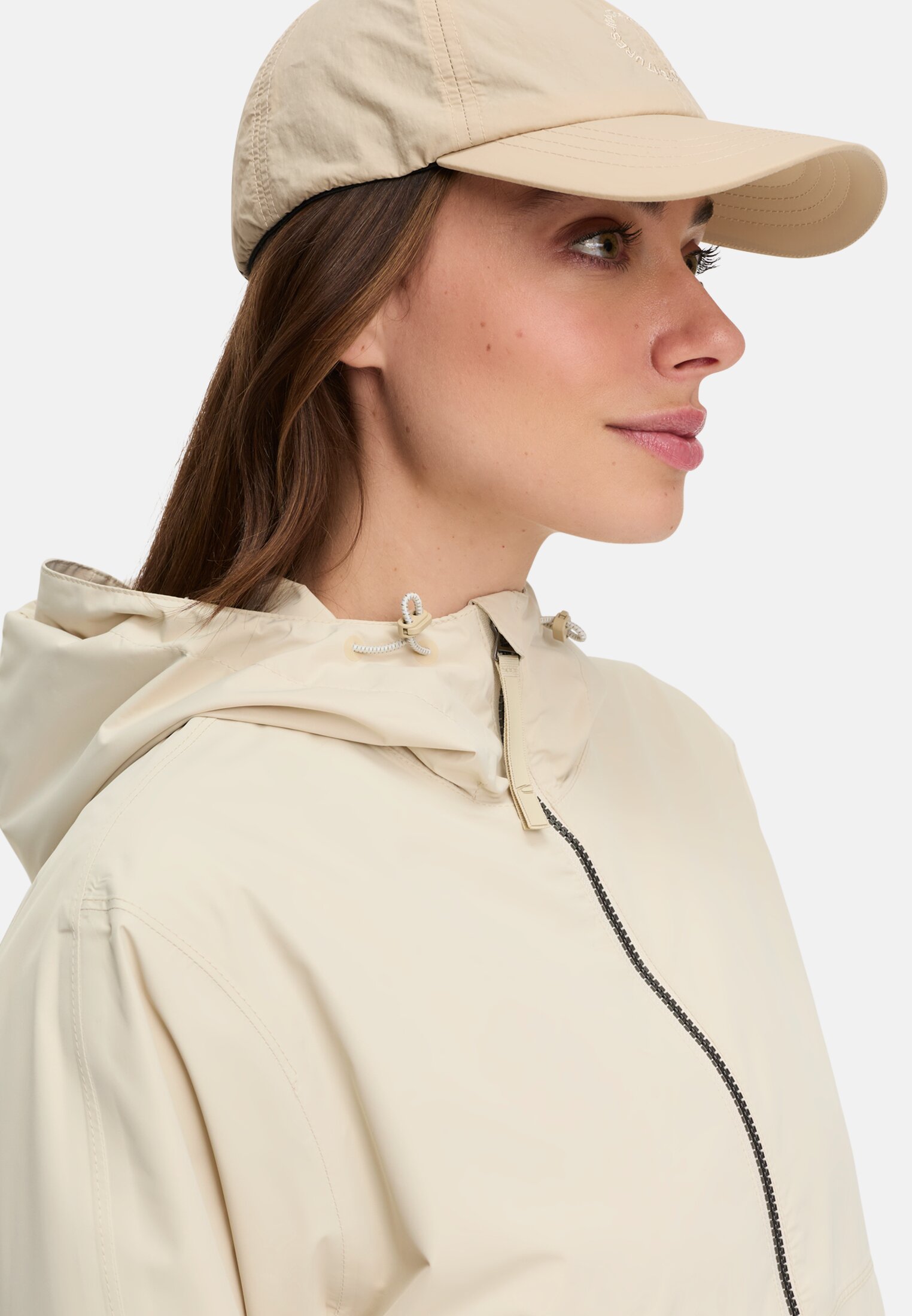 Women teXXXactive® Jacket with Adjustable Hood Oak worn emotional