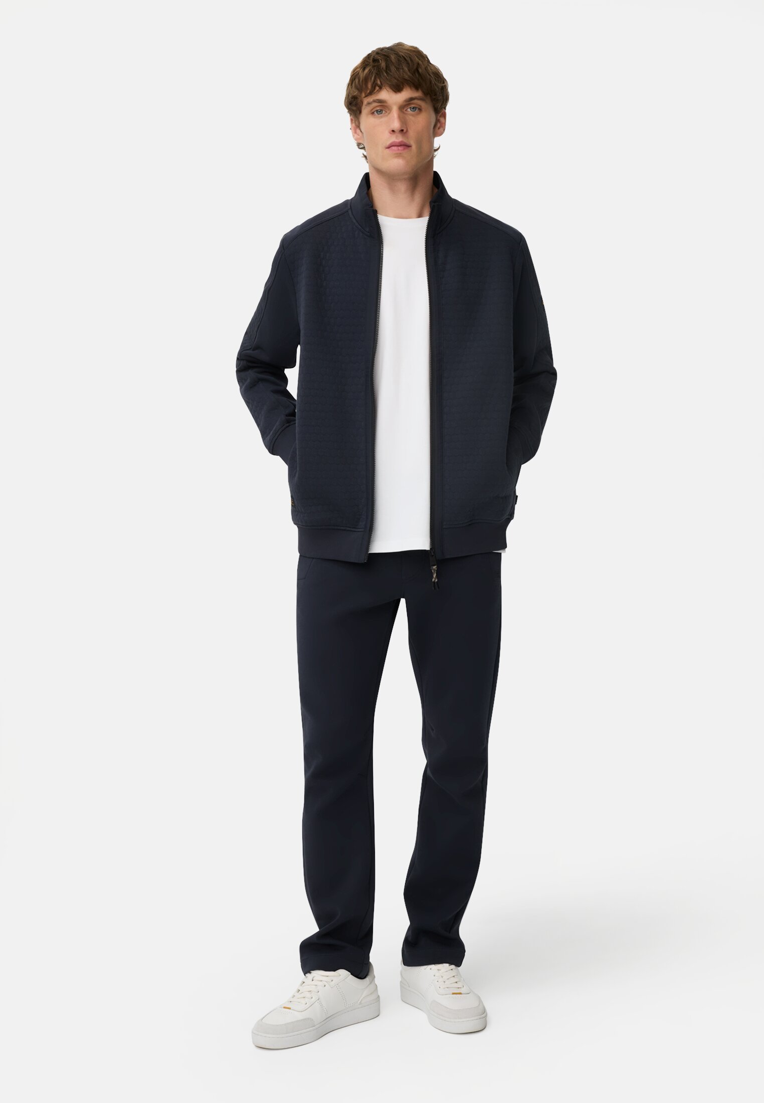 Heren Sweatvest van katoenmix Marineblauw gedragen voor lichaam compleet 