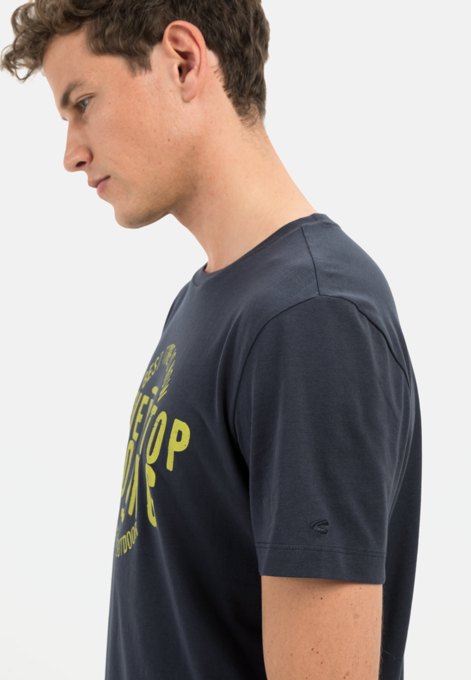 409745-7T58-47_M6-00.jpg
