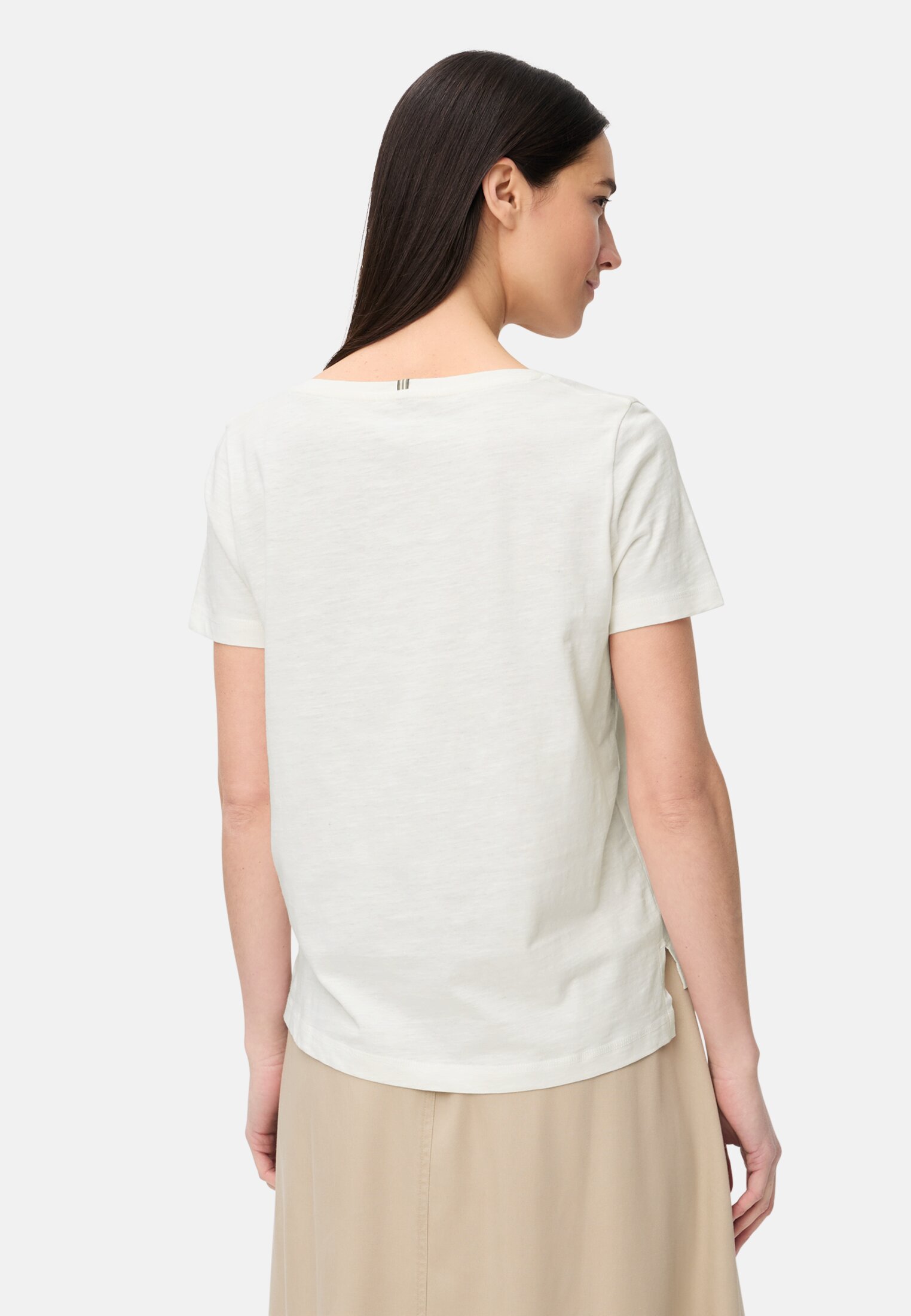 Women T-shirt made from 100% cotton Milk White worn back