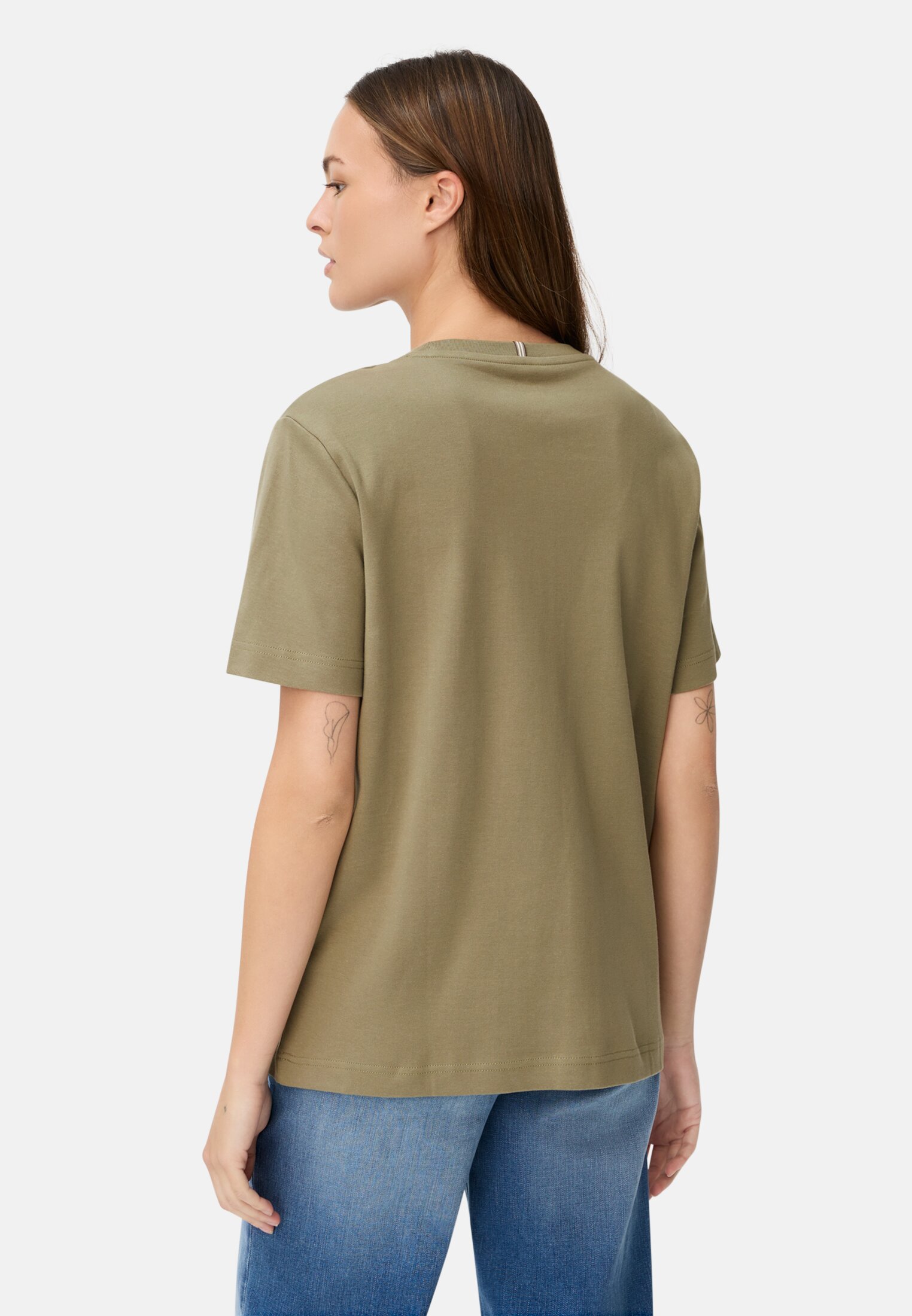 Damen T-Shirt aus reiner Baumwolle Hellkhaki getragen hinten