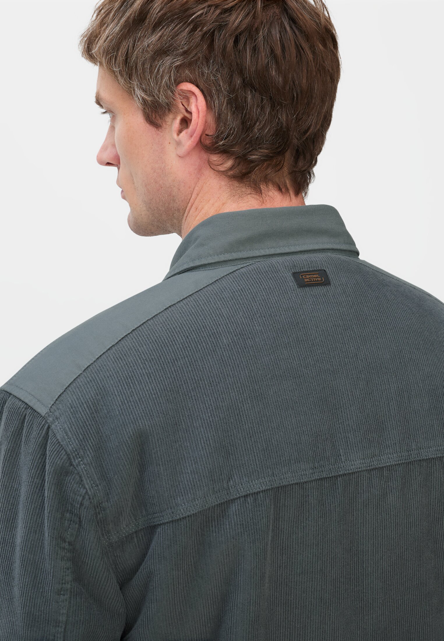 Men Cord overshirt with teddy fleece Ink blue worn detail close