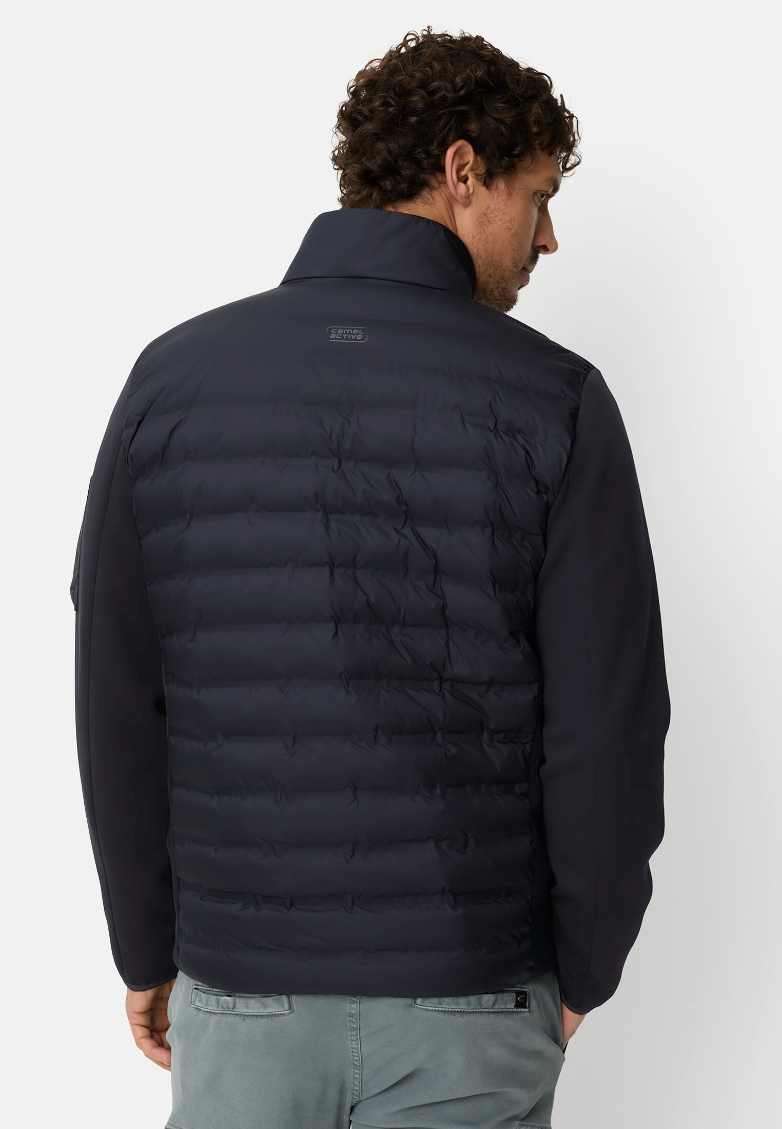 Heren Blouson met opstaande kraag Marineblauw gedragen achter