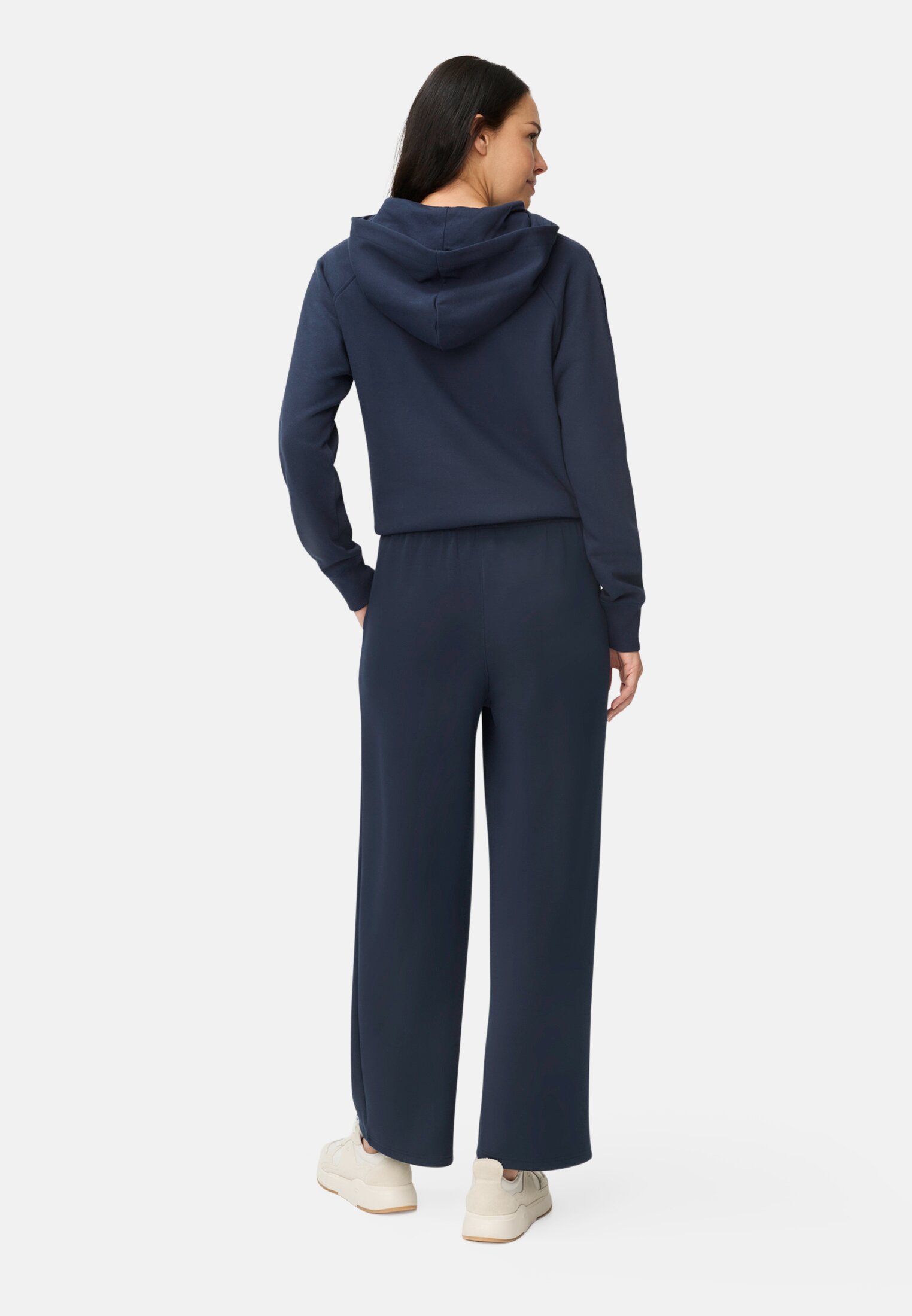Damen Casual Pants im Jogger-Stil mit elastischem Bund Nachtblau getragen hinten
