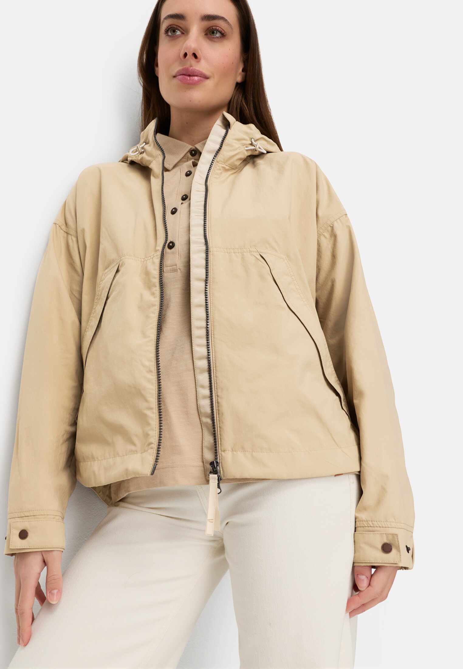 Women Blouson with 2-way zipper Sand worn emotional