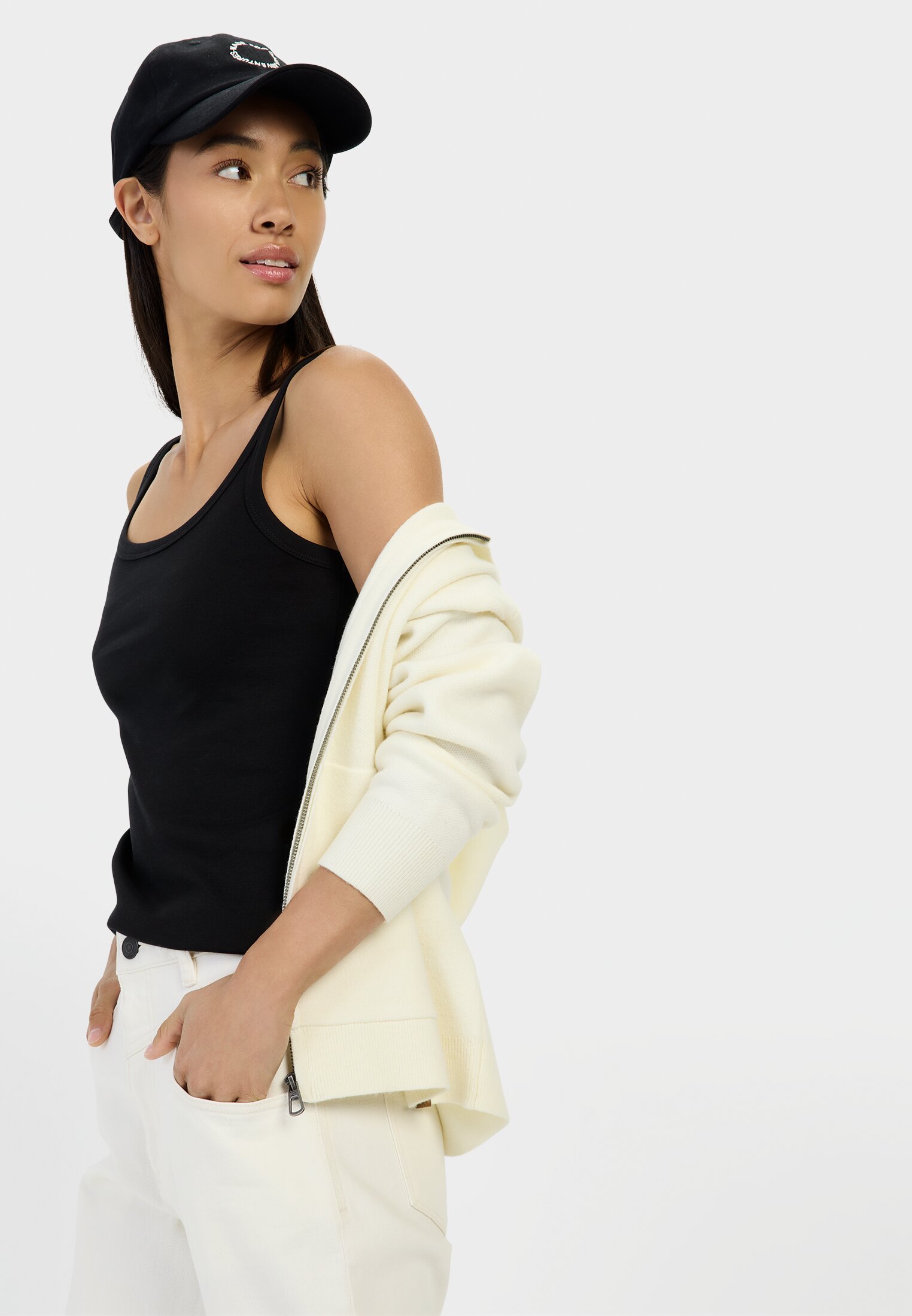 Women Basic top made of pure cotton Black worn emotional